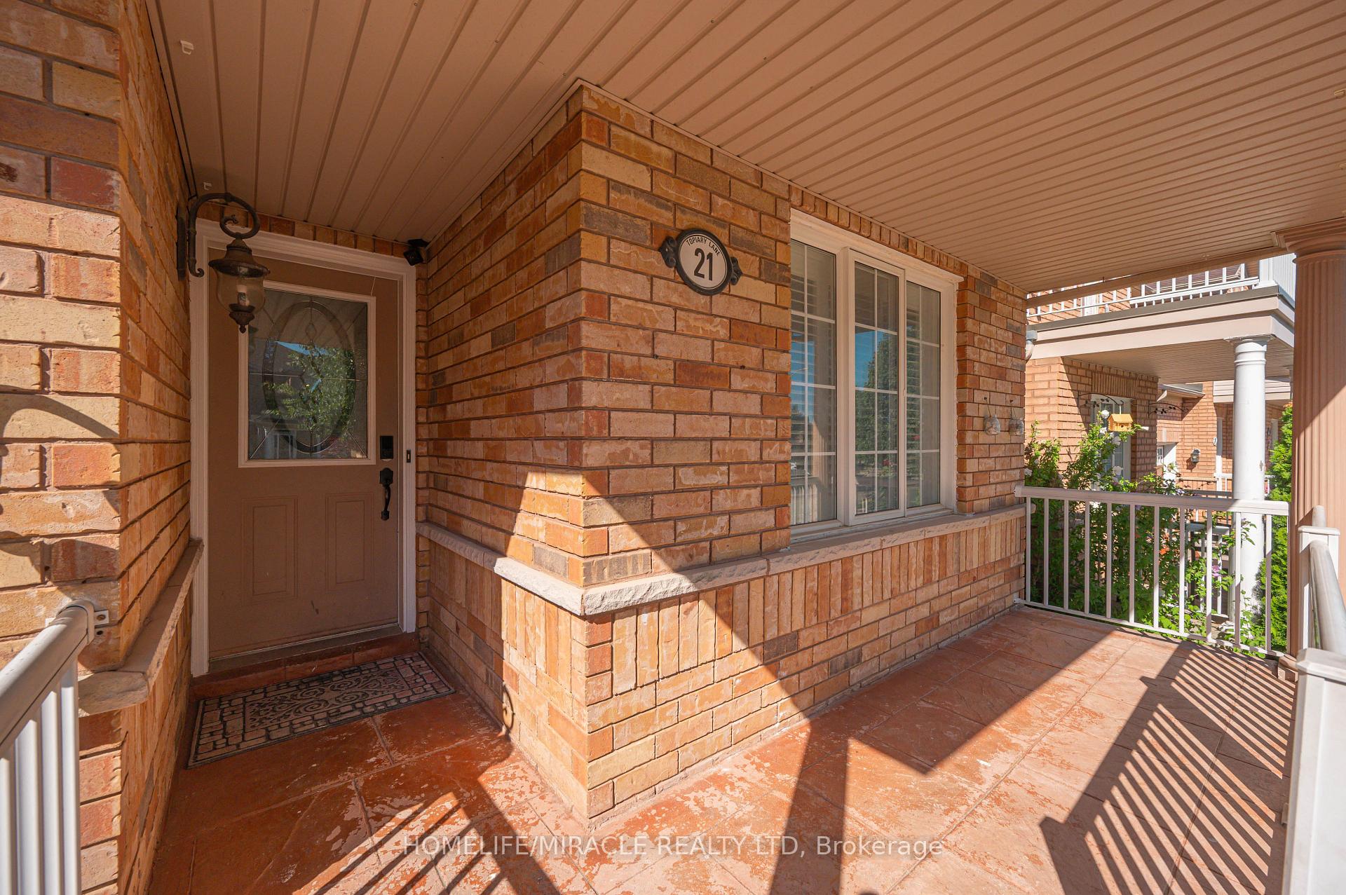 Photo 5 of 21 Topiary Lane, Brampton, Fletcher's Meadow — HOMEH