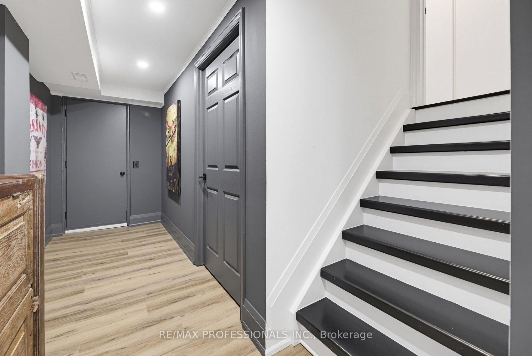 Photo 34 of 80 Silvervalley Drive, Caledon, Bolton North — HOMEH