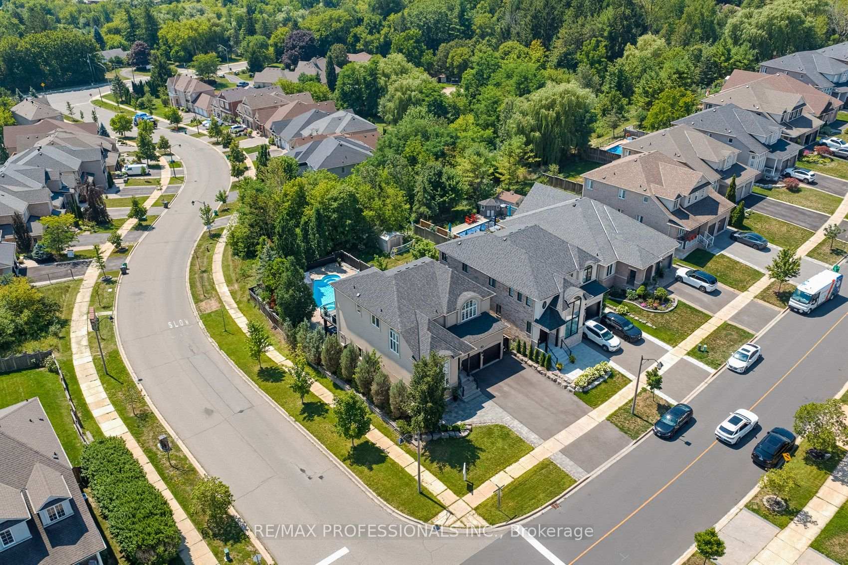 Photo 53 of 80 Silvervalley Drive, Caledon, Bolton North — HOMEH