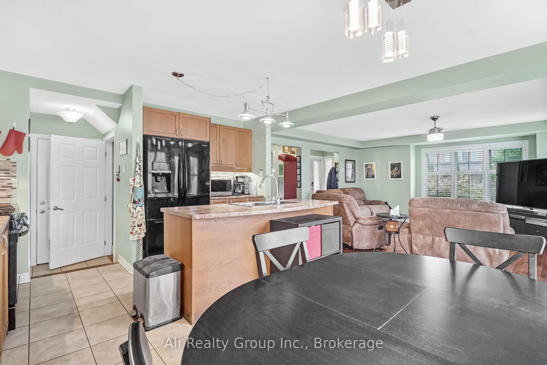 Photo 19 of 3022 Freshwater Way, Ottawa, Barrhaven - Half Moon Bay — HOMEH