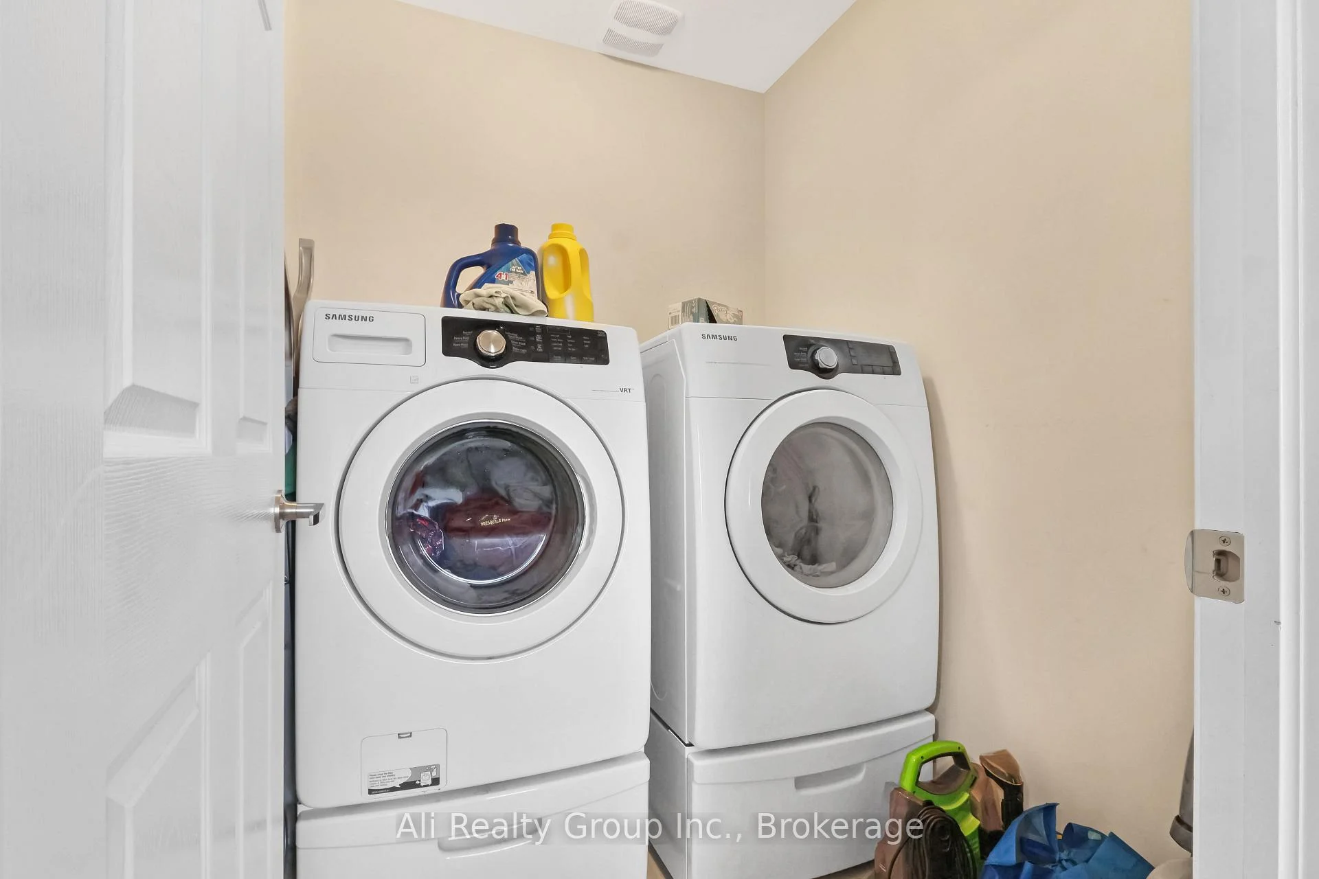 Photo 26 of 3022 Freshwater Way, Ottawa, Barrhaven - Half Moon Bay — HOMEH