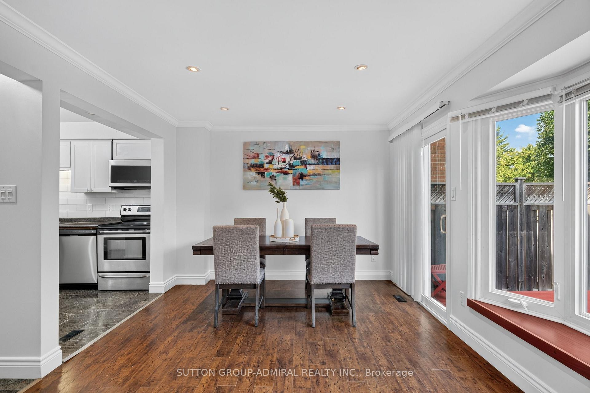 Photo 18 of 14 Mullis Crescent, Brampton, Fletcher's West — HOMEH
