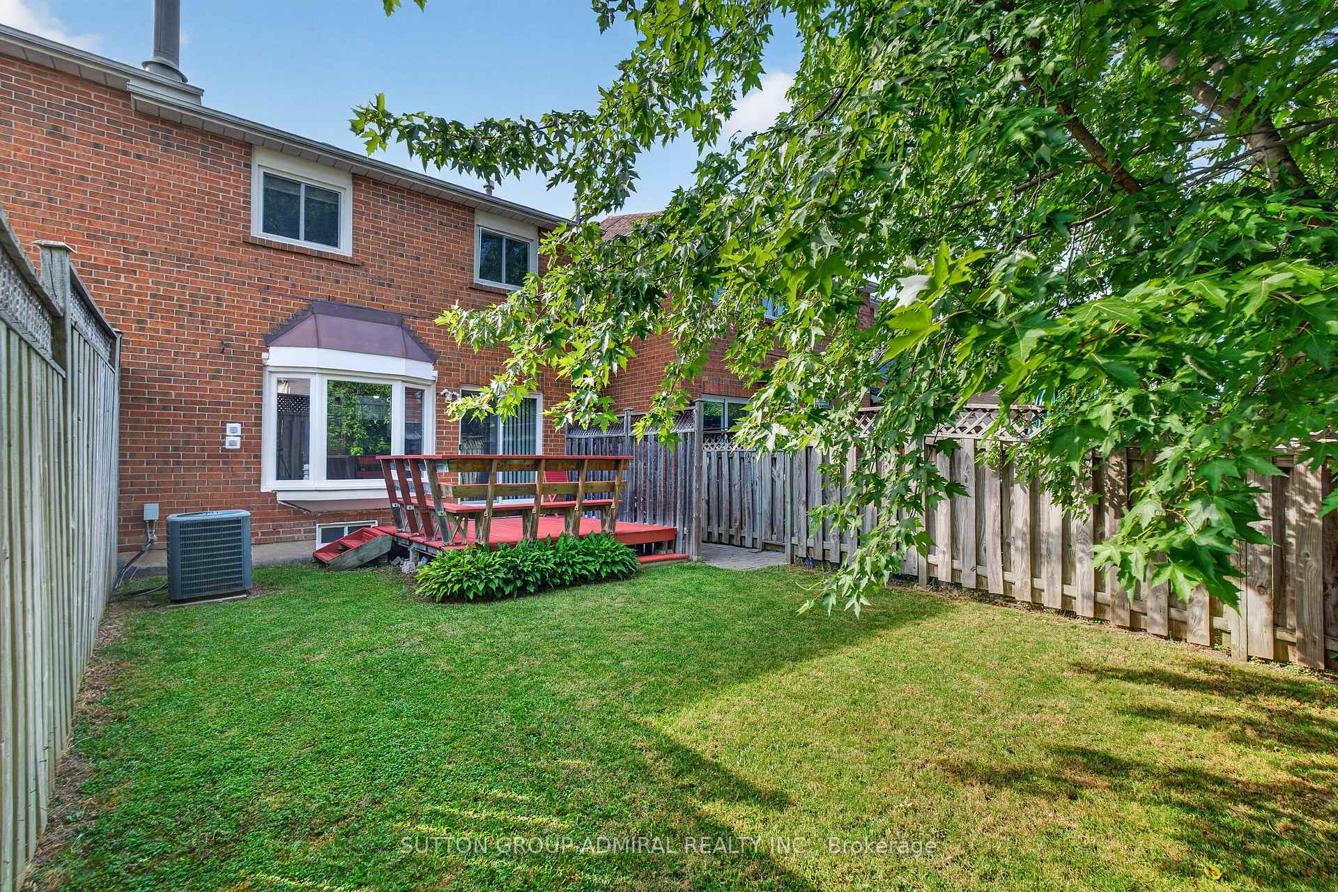 Photo 36 of 14 Mullis Crescent, Brampton, Fletcher's West — HOMEH
