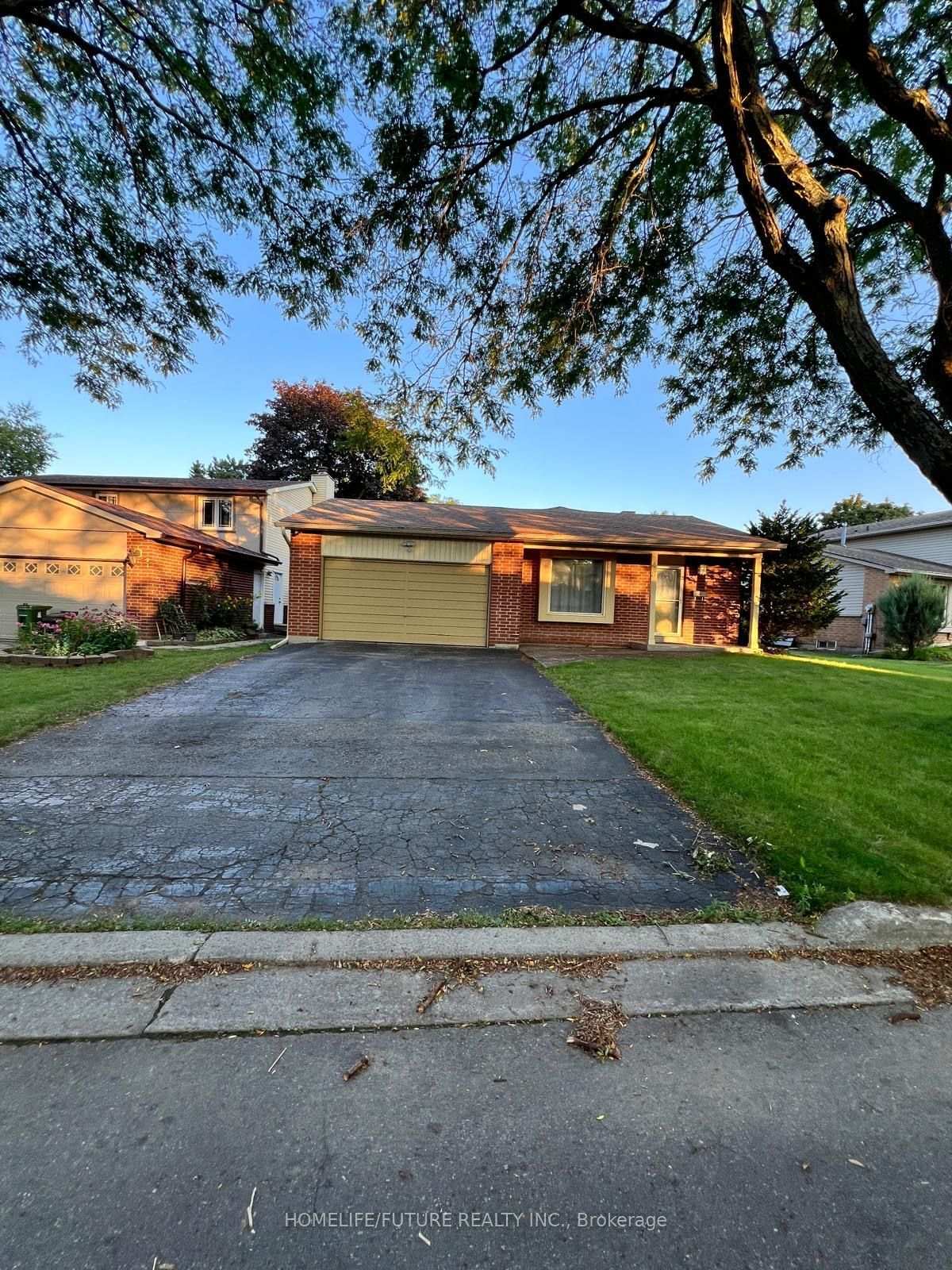 Photo 1 of Unit Main, 48 Blacktoft Drive, Scarborough, Rouge — HOMEH