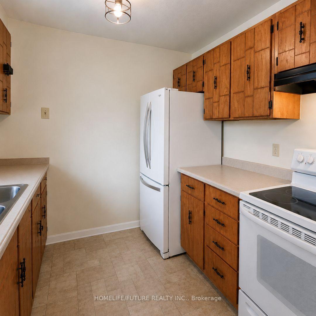 Photo 9 of Unit Main, 48 Blacktoft Drive, Scarborough, Rouge — HOMEH