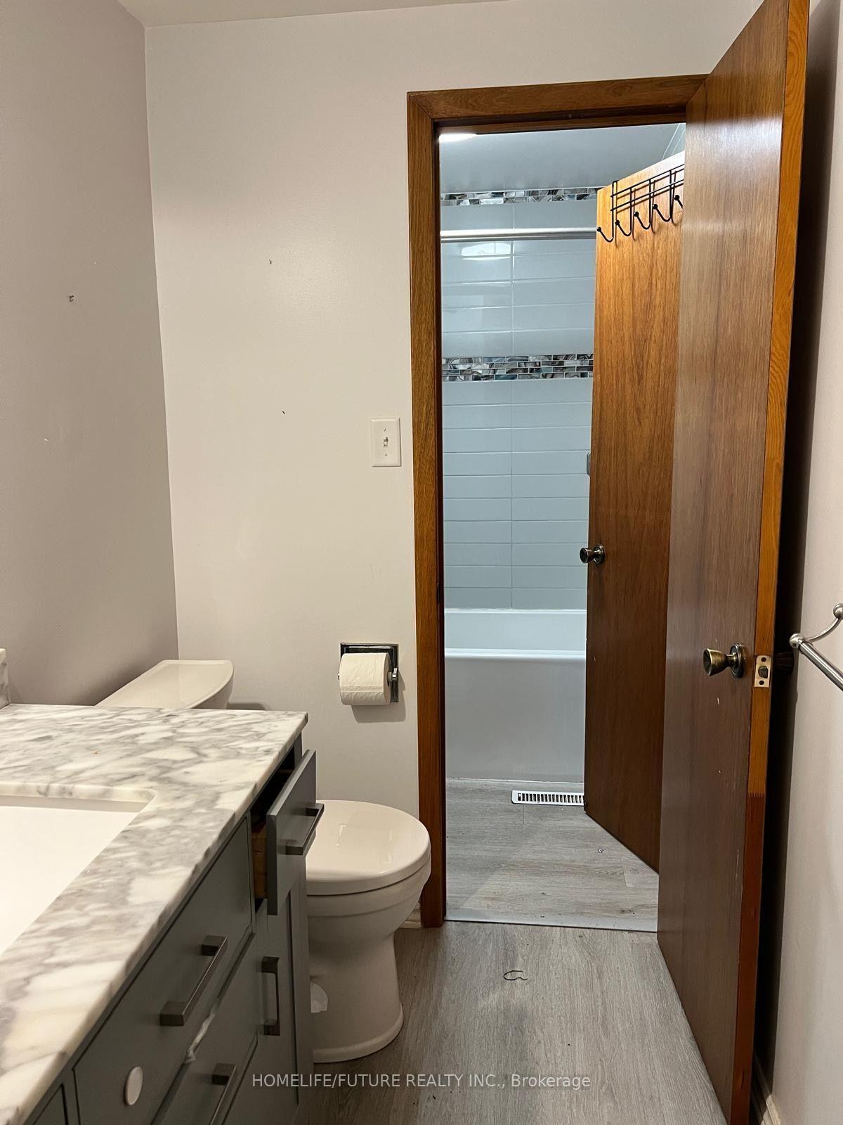 Photo 11 of Unit Main, 48 Blacktoft Drive, Scarborough, Rouge — HOMEH