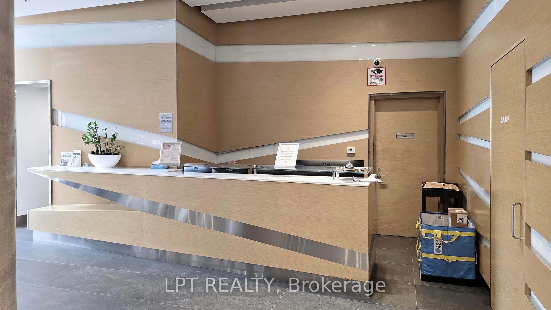 Photo 4 of Unit 503, 390 Cherry Street, Toronto, Waterfront Communities — HOMEH