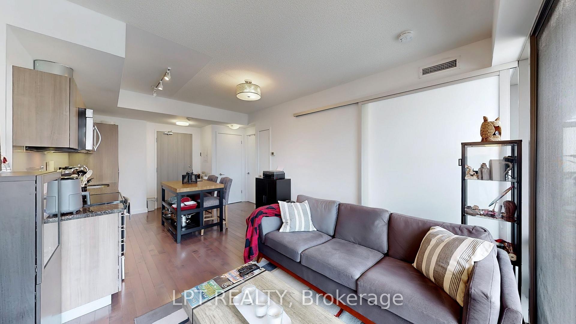 Photo 10 of Unit 503, 390 Cherry Street, Toronto, Waterfront Communities — HOMEH