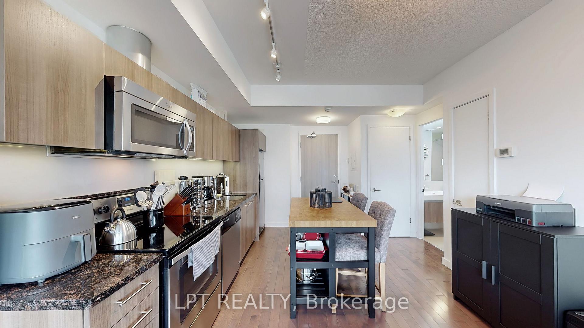 Photo 13 of Unit 503, 390 Cherry Street, Toronto, Waterfront Communities — HOMEH