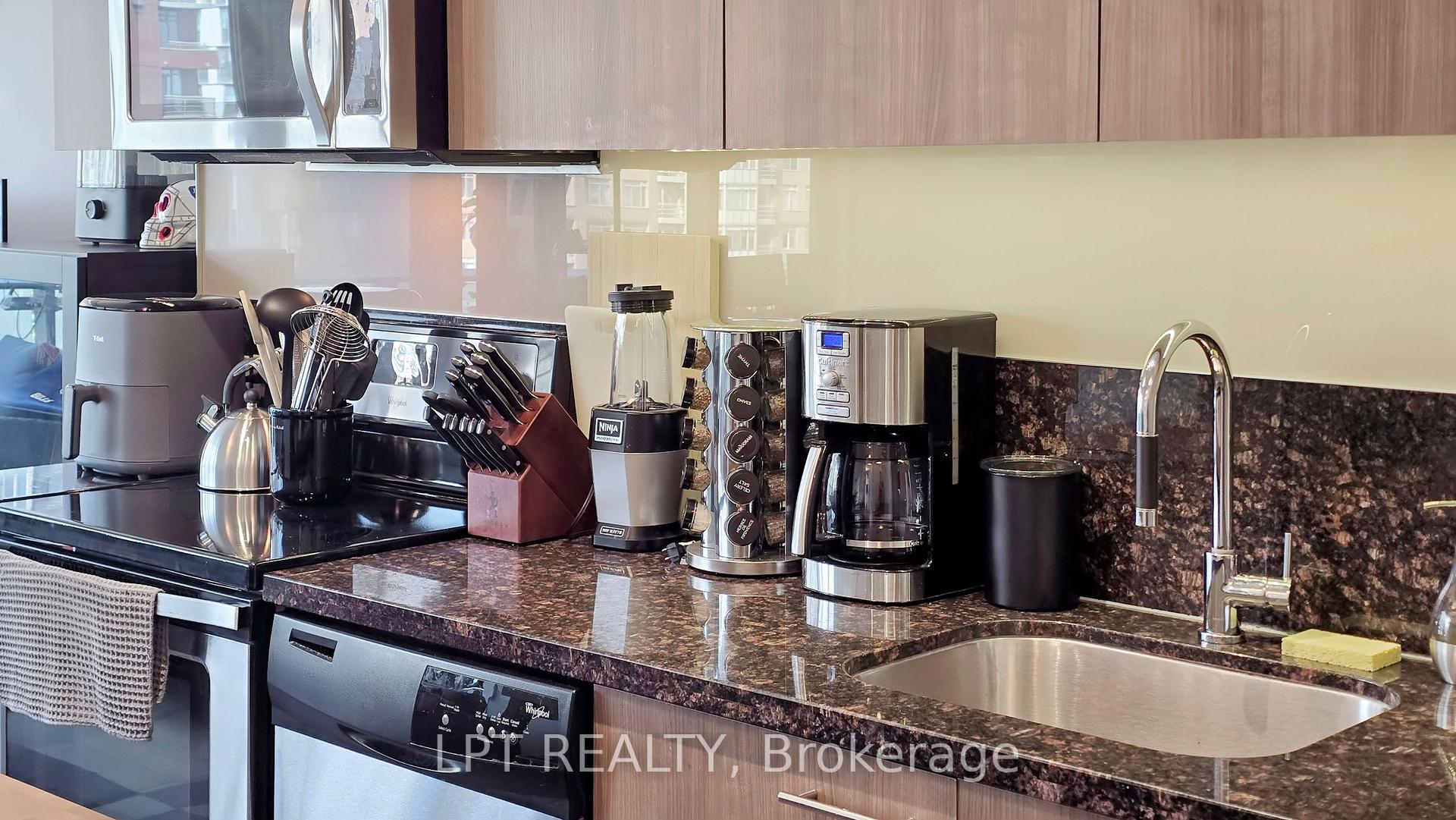 Photo 18 of Unit 503, 390 Cherry Street, Toronto, Waterfront Communities — HOMEH