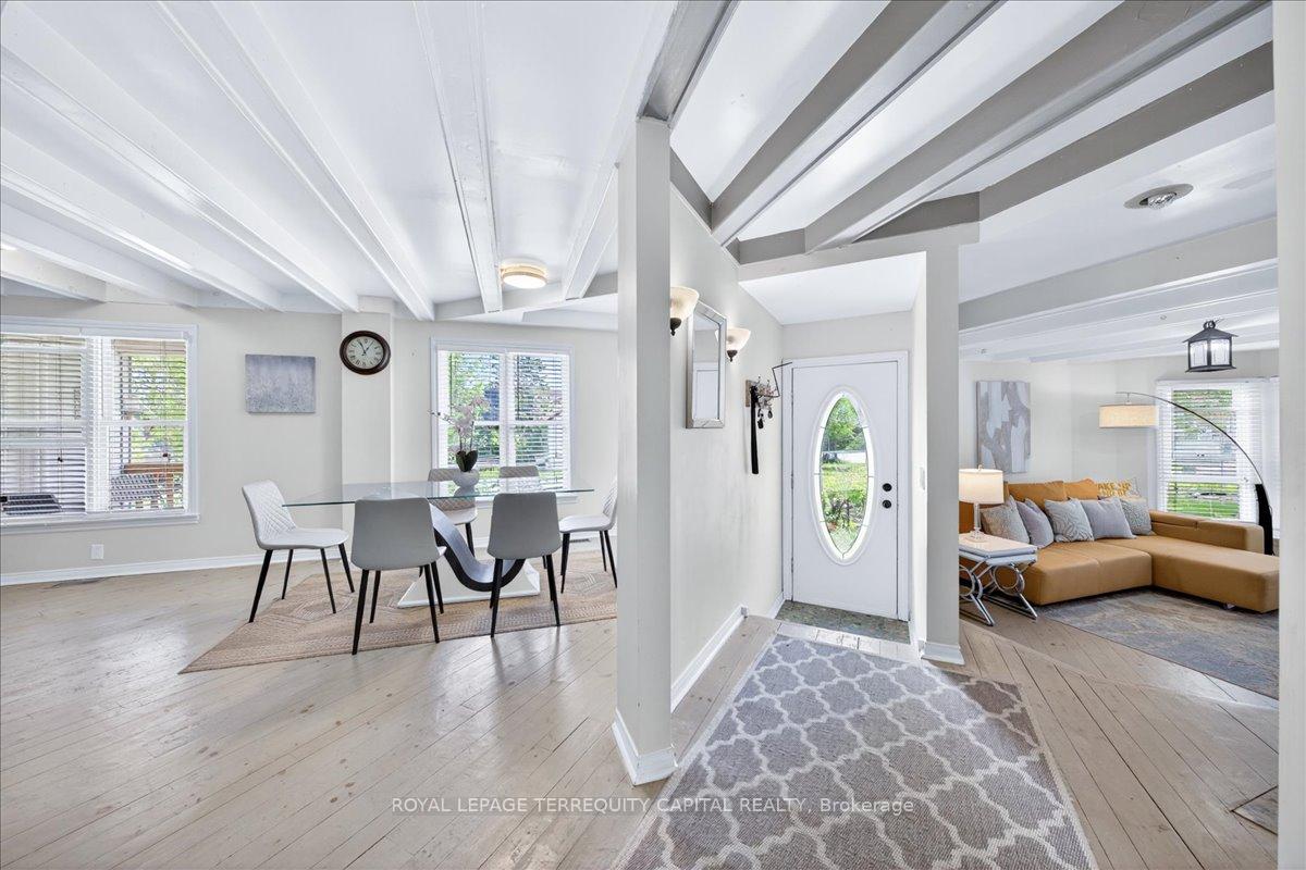 Photo 8 of 260 Douglas Road, Richmond Hill, Oak Ridges Lake Wilcox — HOMEH