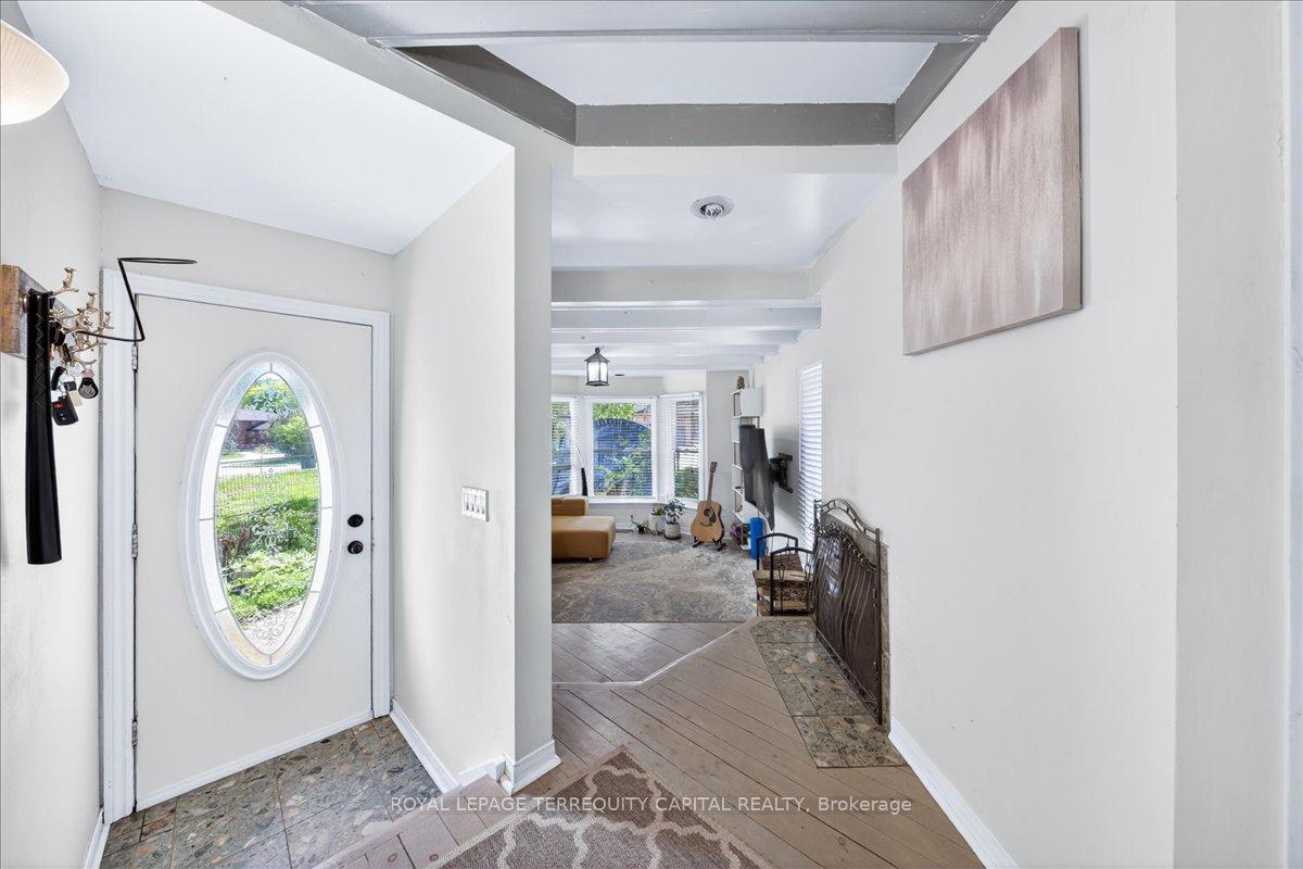 Photo 9 of 260 Douglas Road, Richmond Hill, Oak Ridges Lake Wilcox — HOMEH