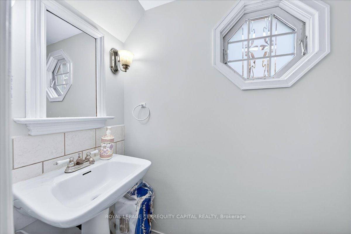 Photo 27 of 260 Douglas Road, Richmond Hill, Oak Ridges Lake Wilcox — HOMEH