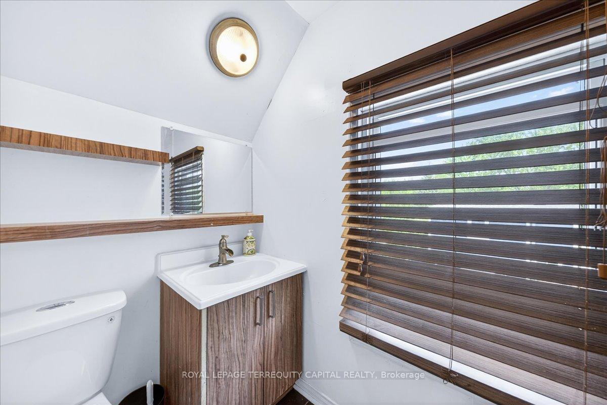 Photo 34 of 260 Douglas Road, Richmond Hill, Oak Ridges Lake Wilcox — HOMEH