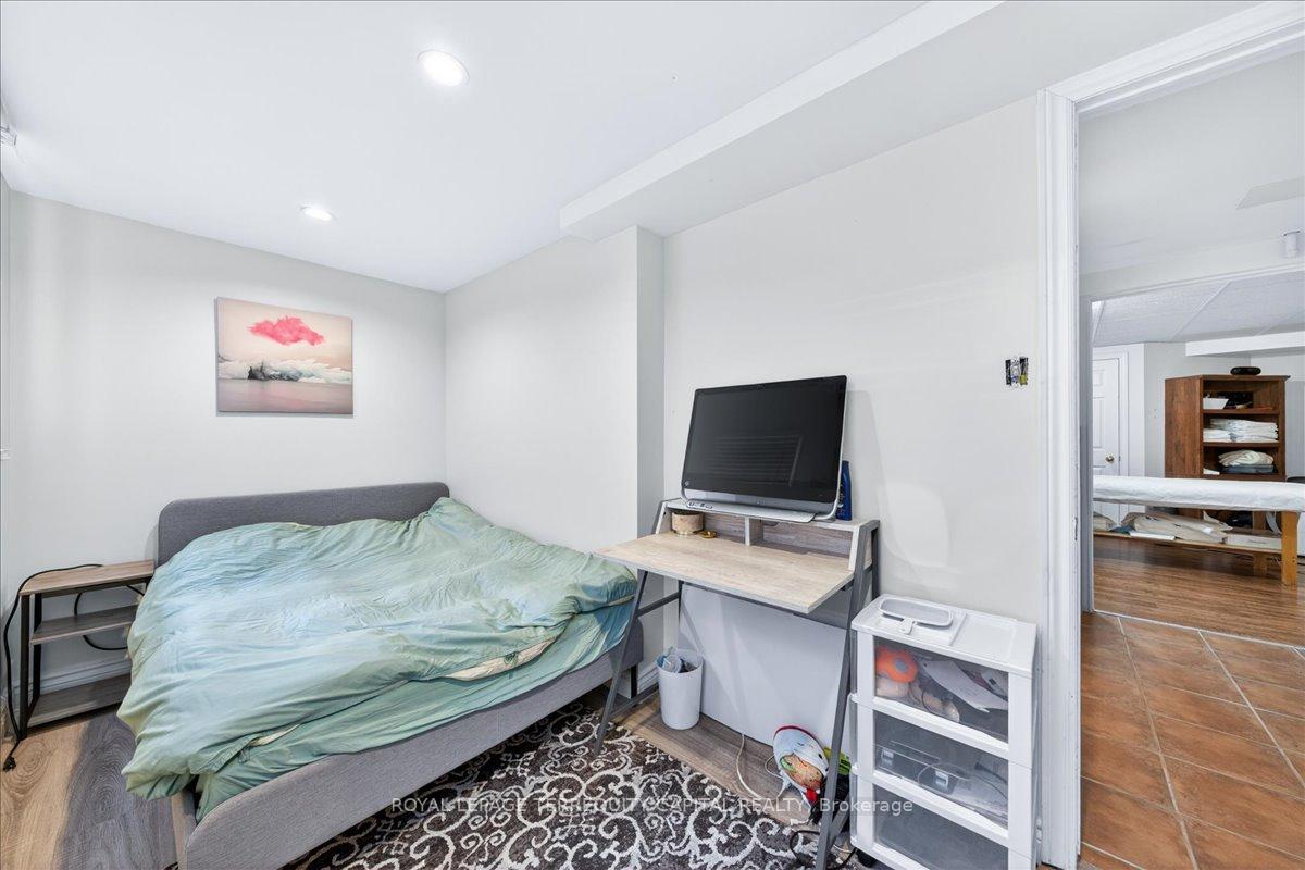 Photo 44 of 260 Douglas Road, Richmond Hill, Oak Ridges Lake Wilcox — HOMEH