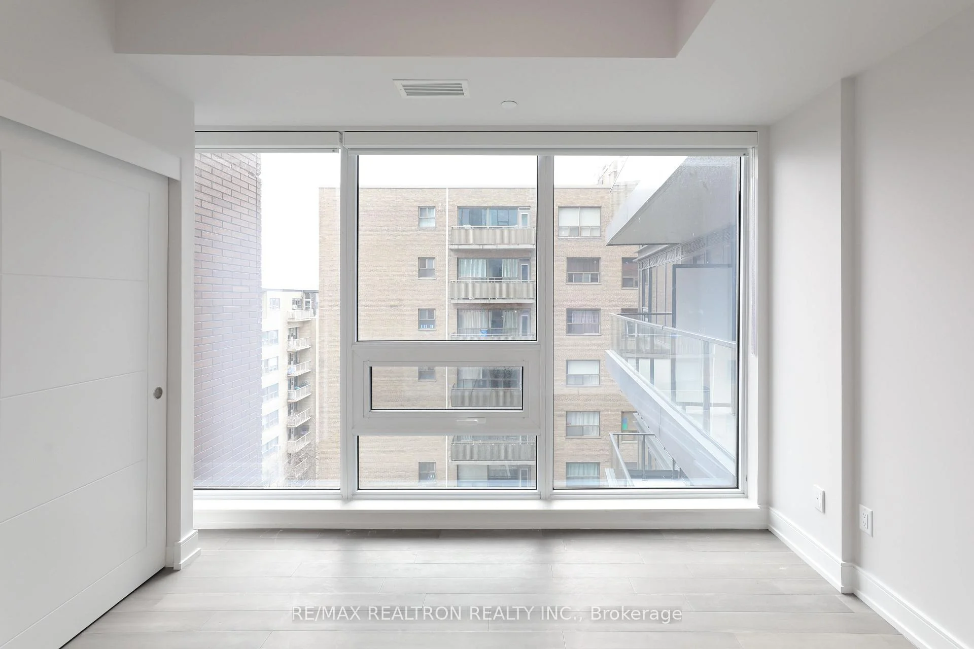 Photo 5 of Unit 614, 2525 Bathurst Street, Toronto, Forest Hill North — HOMEH