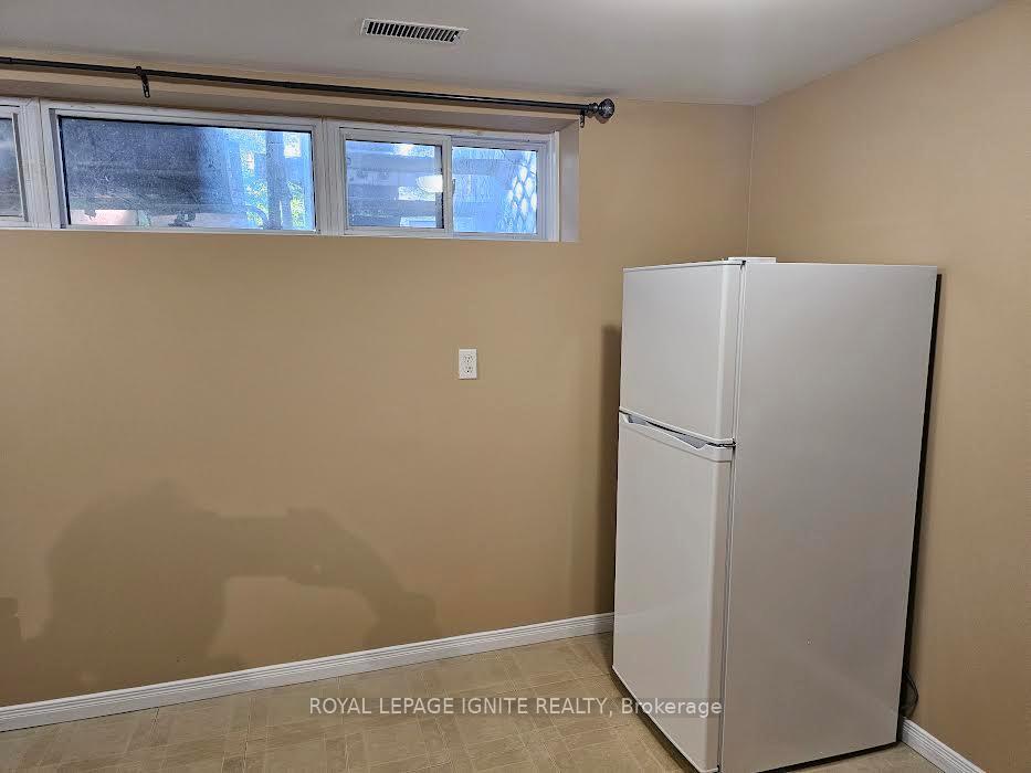Photo 5 of Unit Bsmt, 8 Mid Pines Road, Scarborough, Woburn — HOMEH