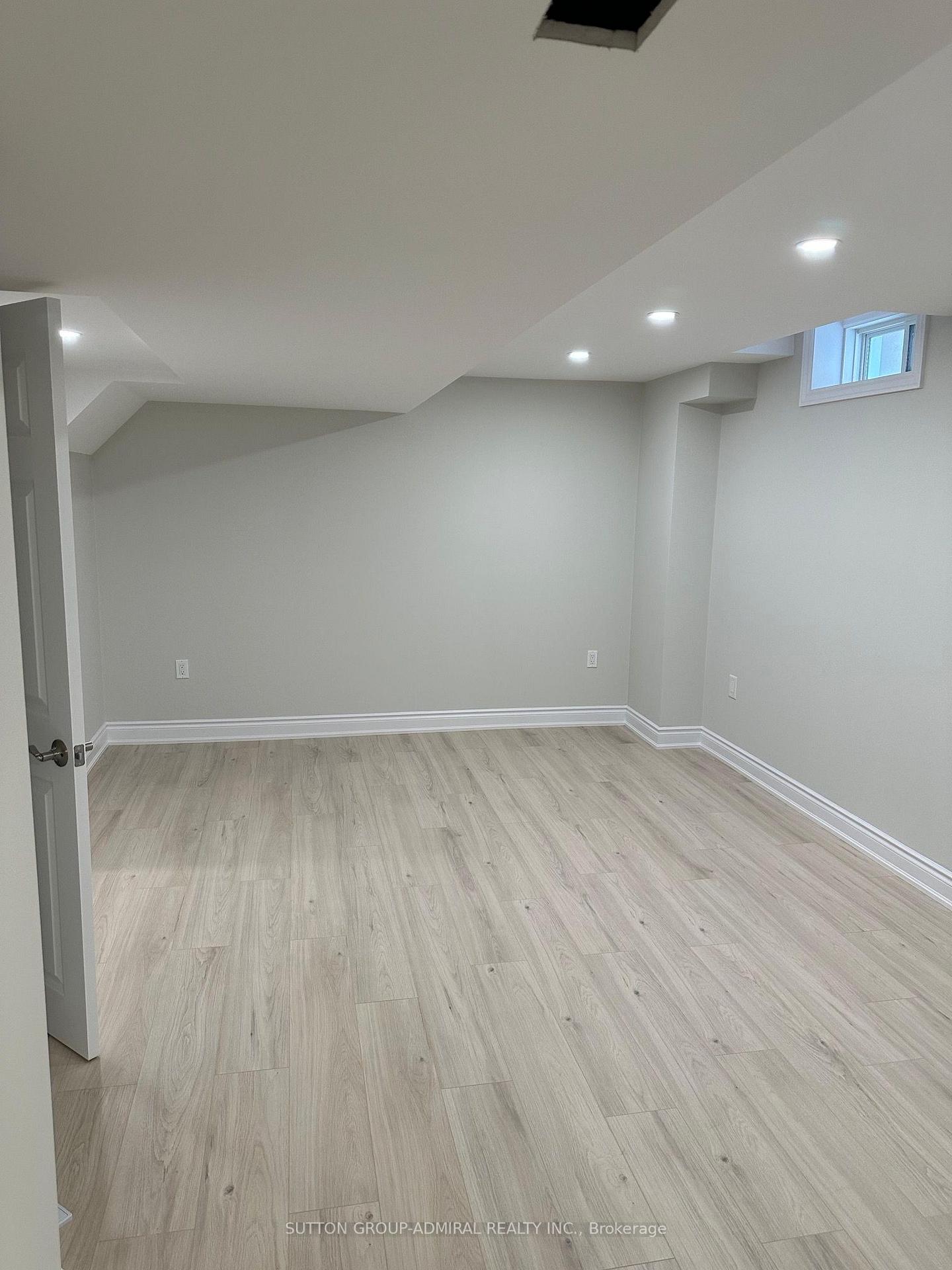 Photo 27 of Unit basement, 65 Majesty Boulevard, Barrie, Innis-Shore — HOMEH