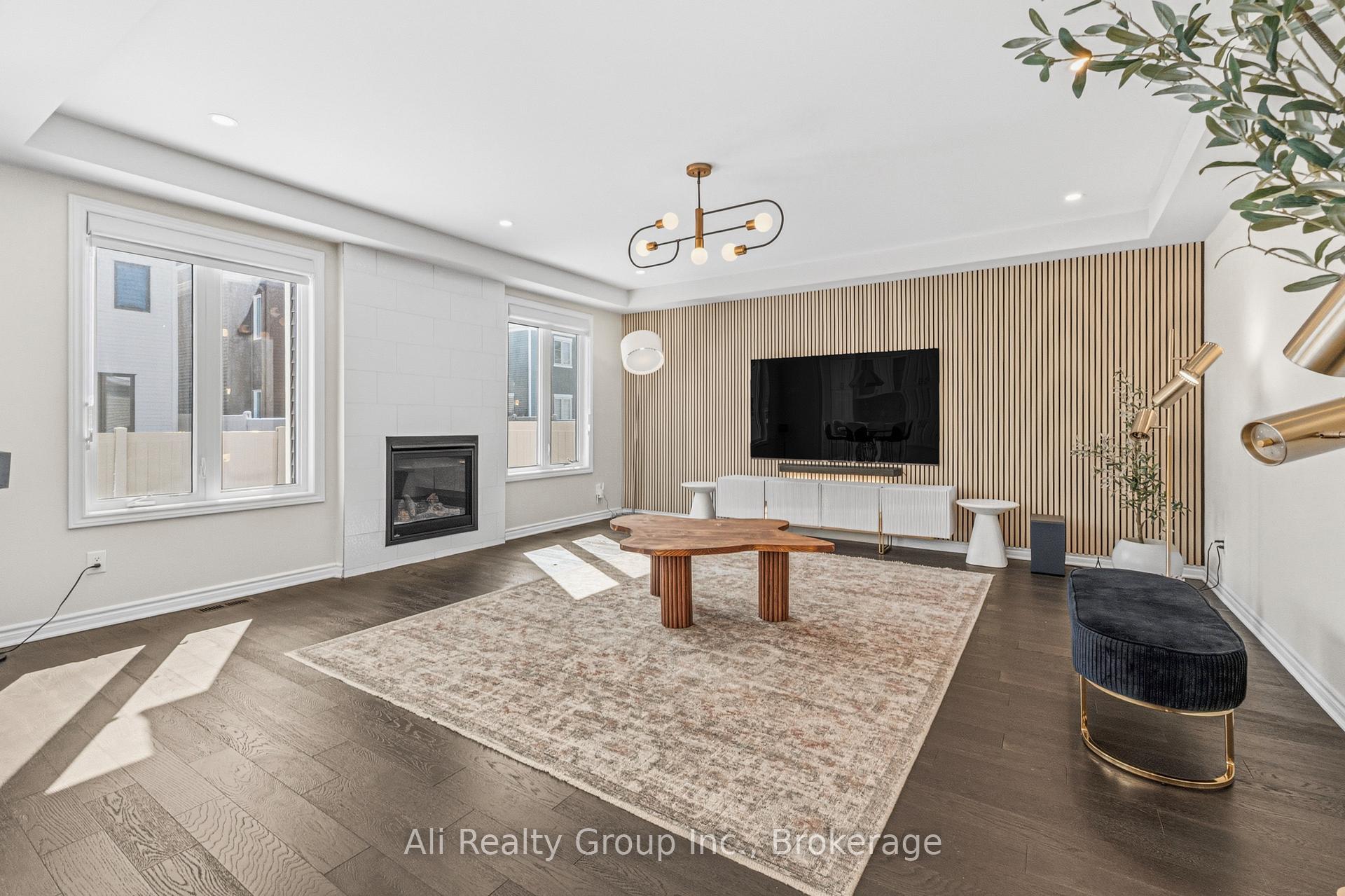 Photo 7 of 38 Mudminnow Crescent, Ottawa, Avalon West — HOMEH