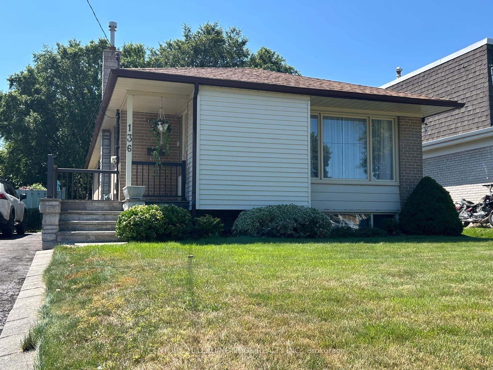 Photo 1 of 136 Morningside Avenue, Scarborough, West Hill — HOMEH