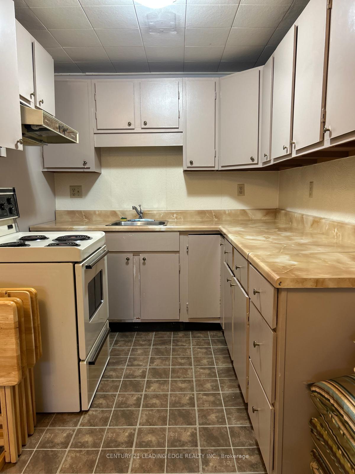 Photo 22 of 136 Morningside Avenue, Scarborough, West Hill — HOMEH