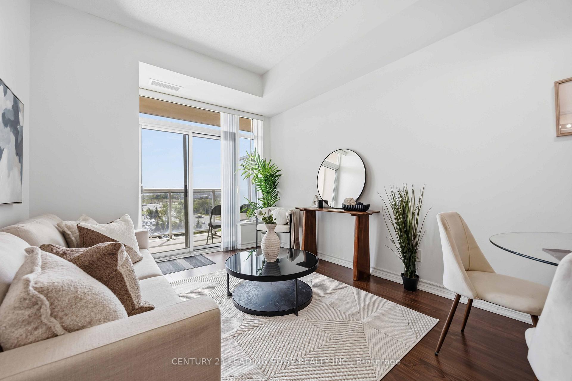 Photo 8 of Unit 612, 8323 Kennedy Road, Markham, Unionville — HOMEH