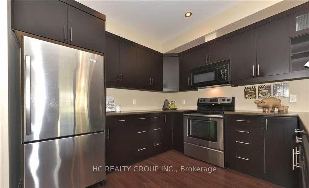 Photo 4 of Unit 45, 112 North Centre Road, London, North B — HOMEH