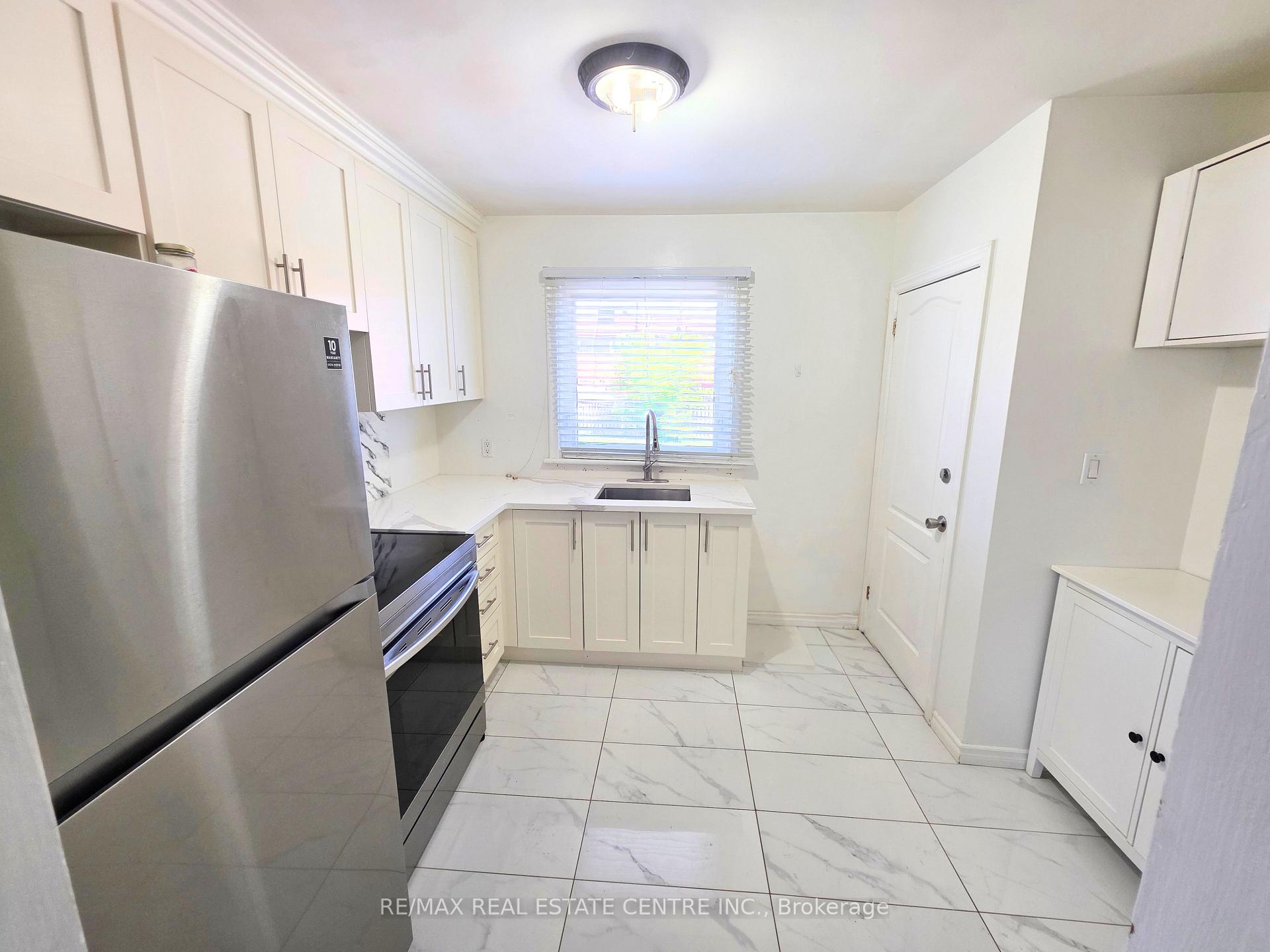 Photo 18 of 353 East 21st Street, Hamilton, Burkholme — HOMEH