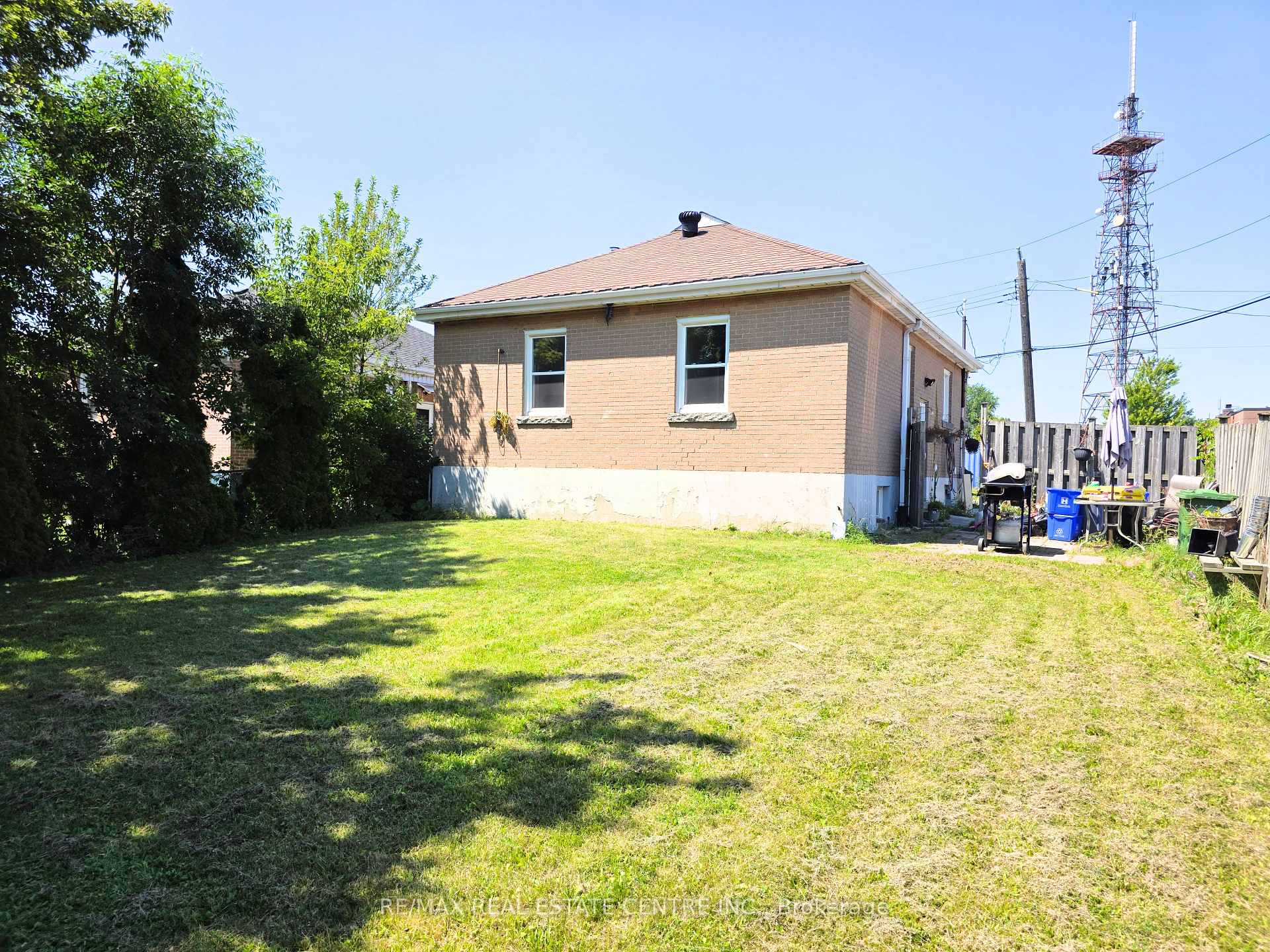Photo 21 of 353 East 21st Street, Hamilton, Burkholme — HOMEH
