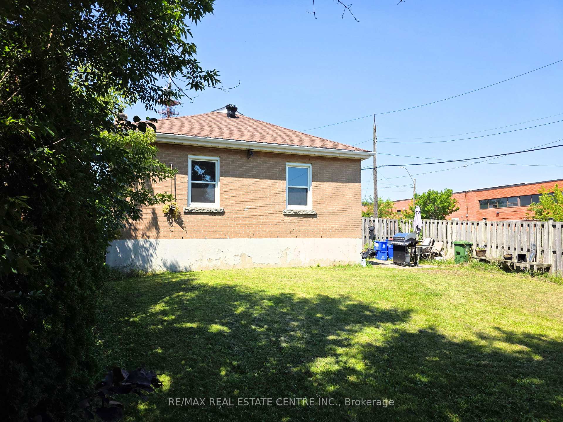 Photo 22 of 353 East 21st Street, Hamilton, Burkholme — HOMEH
