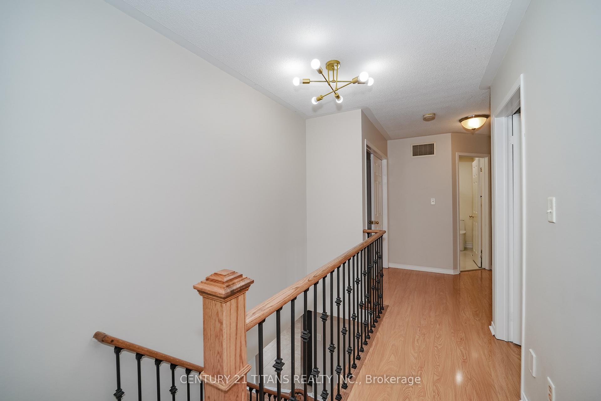Photo 20 of 94 Greenhalf Drive, Ajax, South East — HOMEH