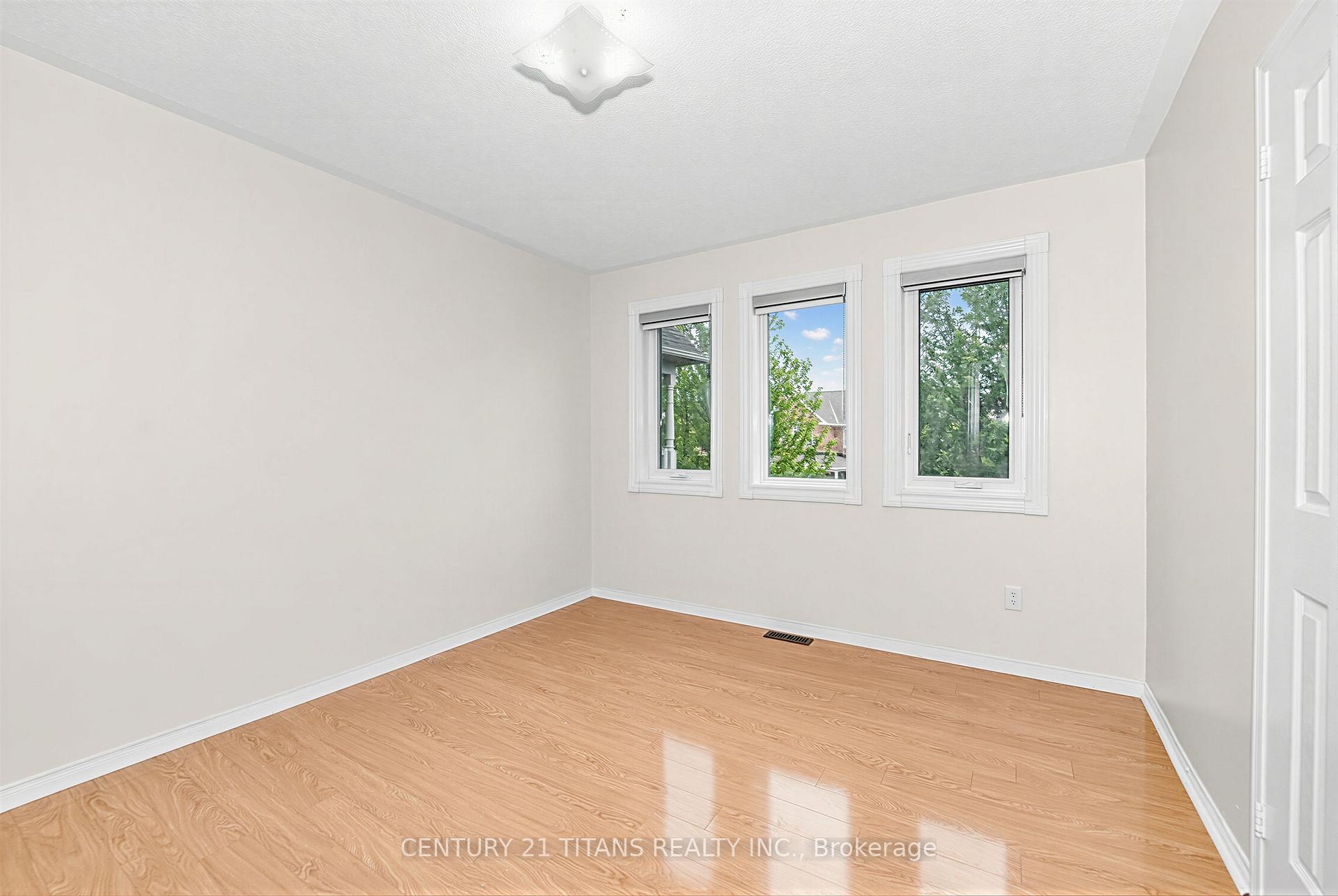 Photo 23 of 94 Greenhalf Drive, Ajax, South East — HOMEH