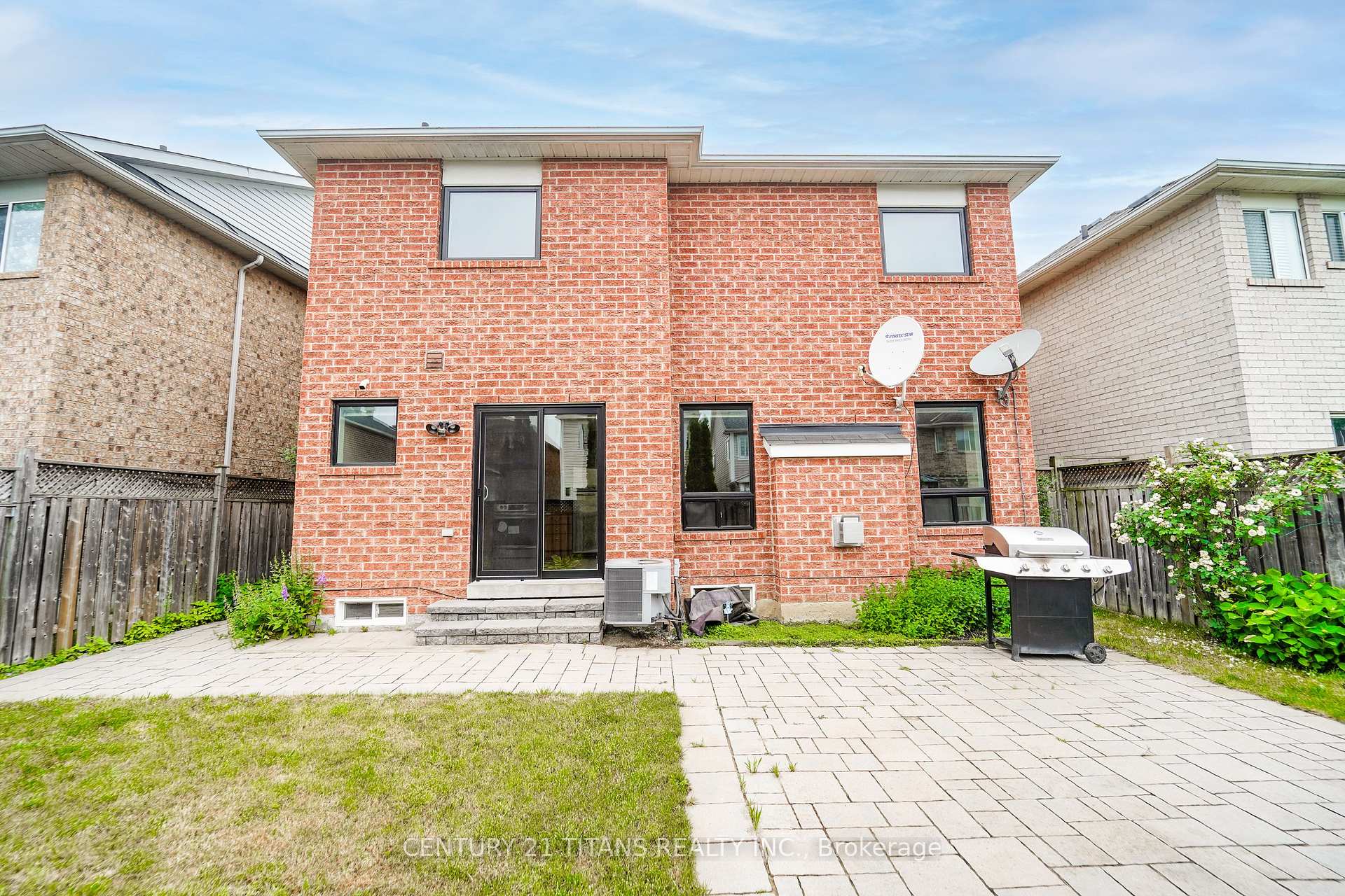 Photo 42 of 94 Greenhalf Drive, Ajax, South East — HOMEH