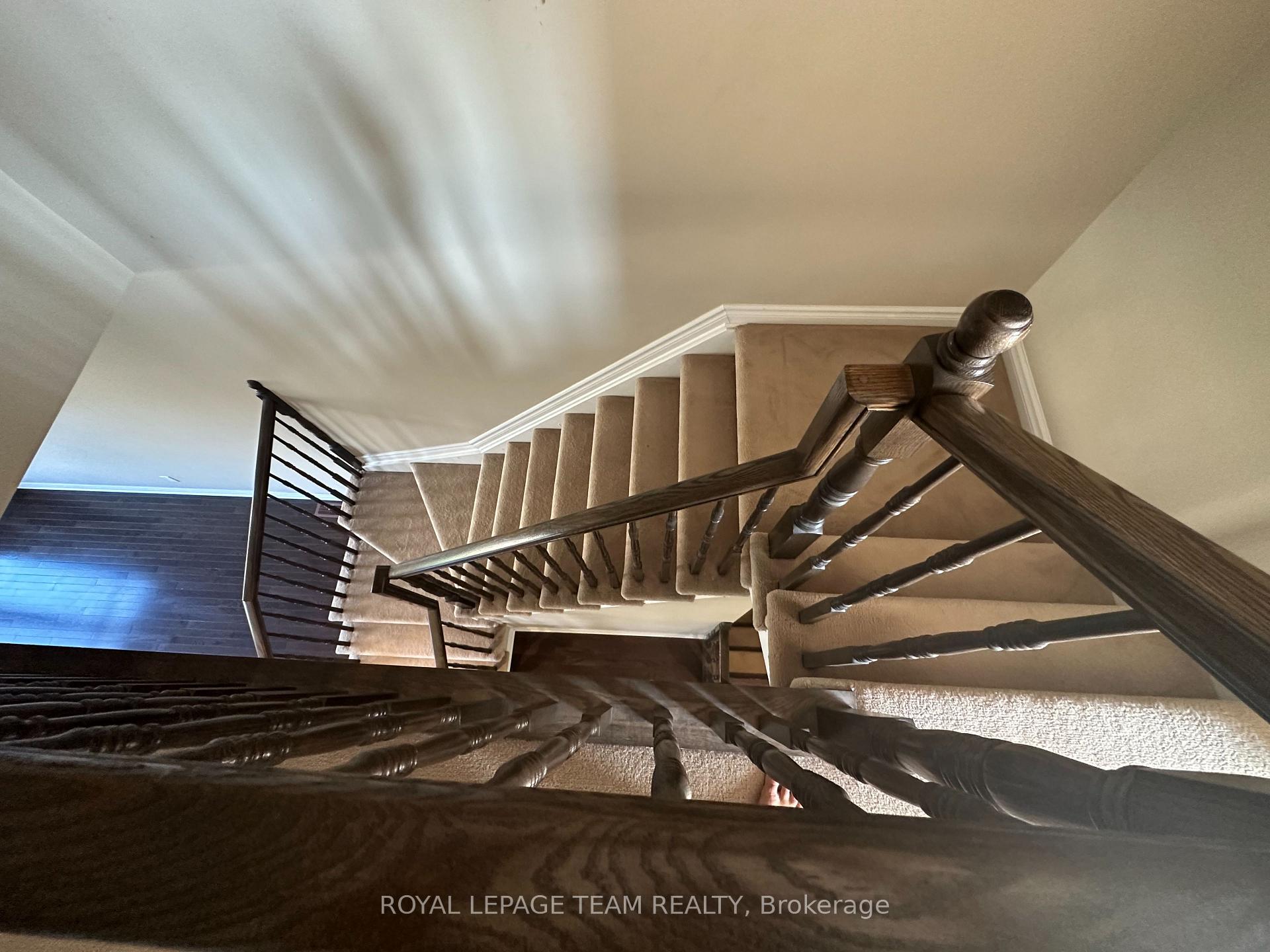 Photo 14 of 940 Cobble Hill Drive, Ottawa, Barrhaven - Cedargrove/Fraserdale — HOMEH