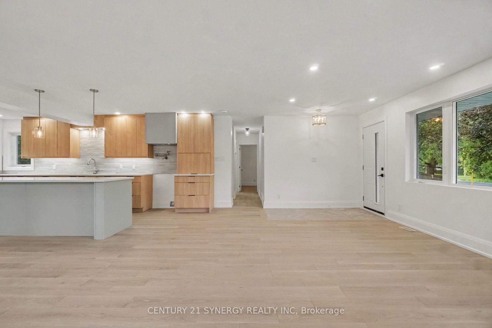 Photo 9 of 2238 Utah Street, Ottawa, Alta Vista — HOMEH