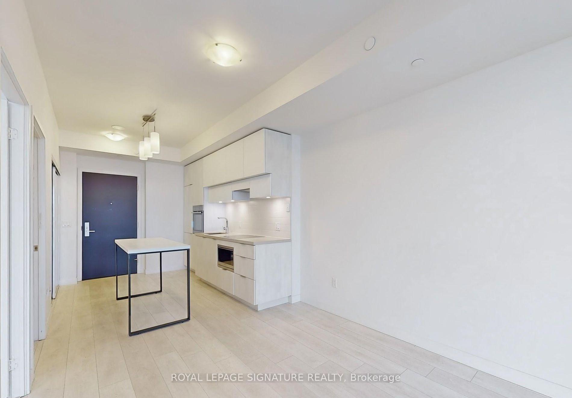 Photo 9 of Unit 3710, 8 Eglinton Avenue E, Toronto, Mount Pleasant West — HOMEH