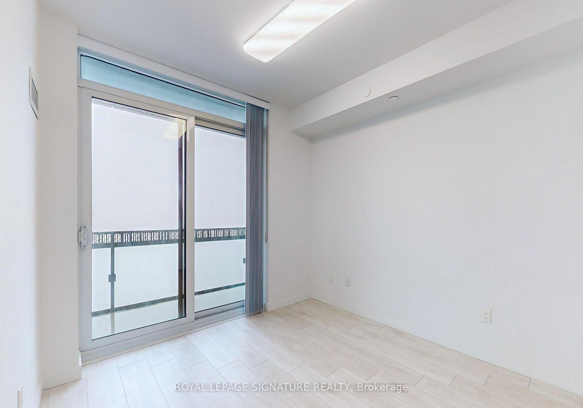 Photo 14 of Unit 3710, 8 Eglinton Avenue E, Toronto, Mount Pleasant West — HOMEH