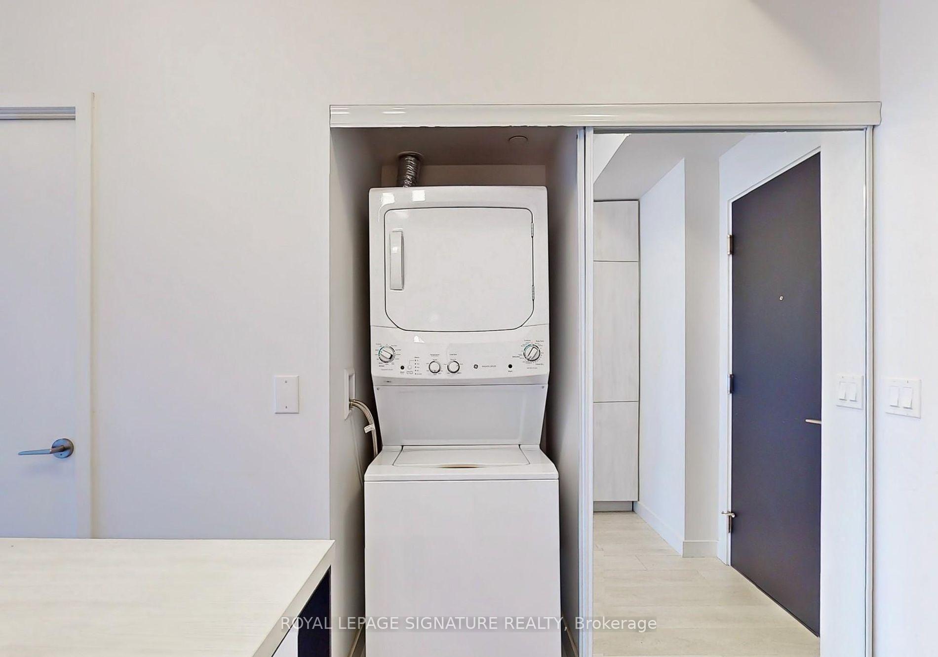 Photo 18 of Unit 3710, 8 Eglinton Avenue E, Toronto, Mount Pleasant West — HOMEH