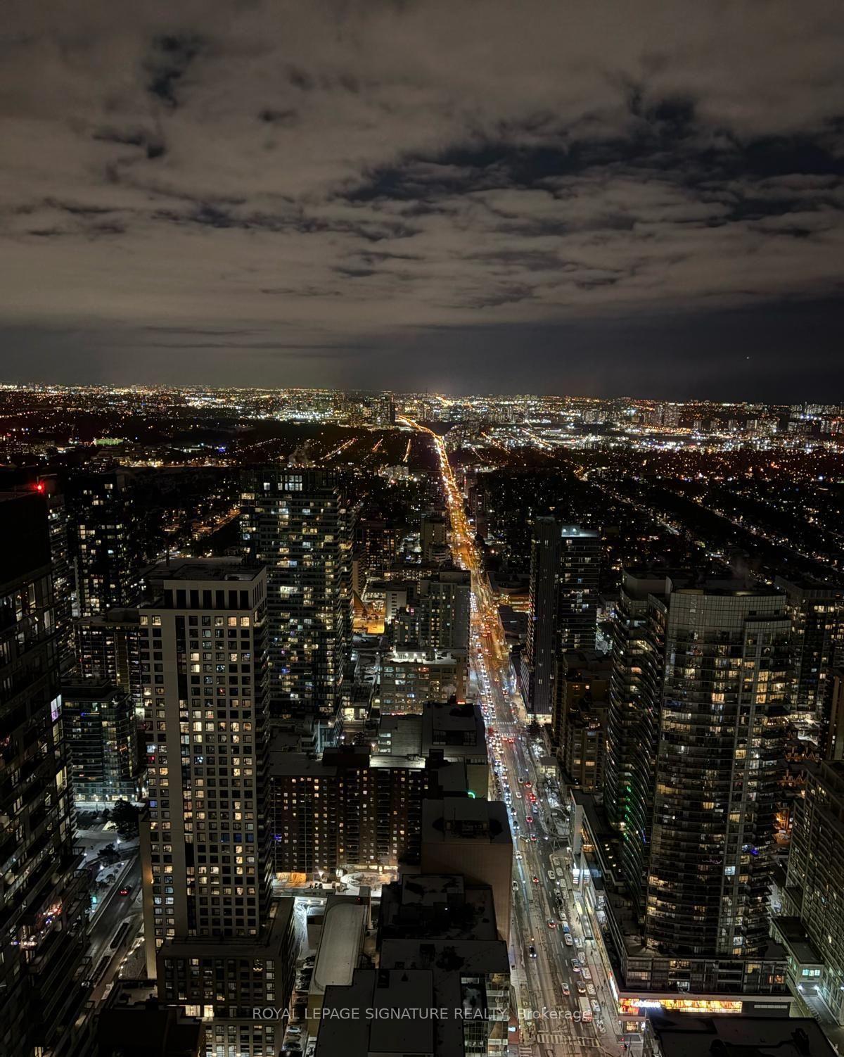 Photo 21 of Unit 3710, 8 Eglinton Avenue E, Toronto, Mount Pleasant West — HOMEH