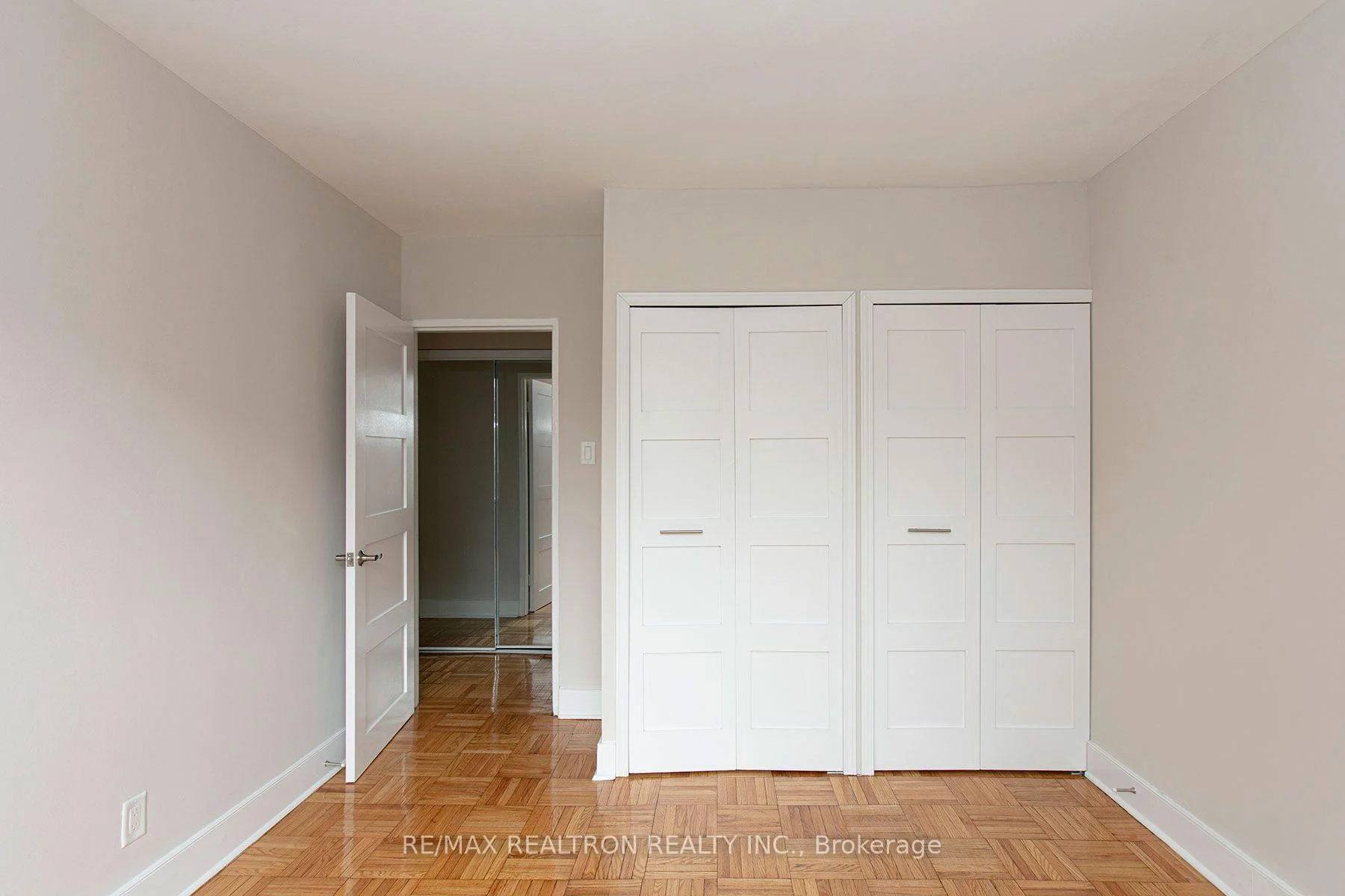 Photo 11 of Unit 308, 1545 Bathurst Street, Toronto, Forest Hill South — HOMEH