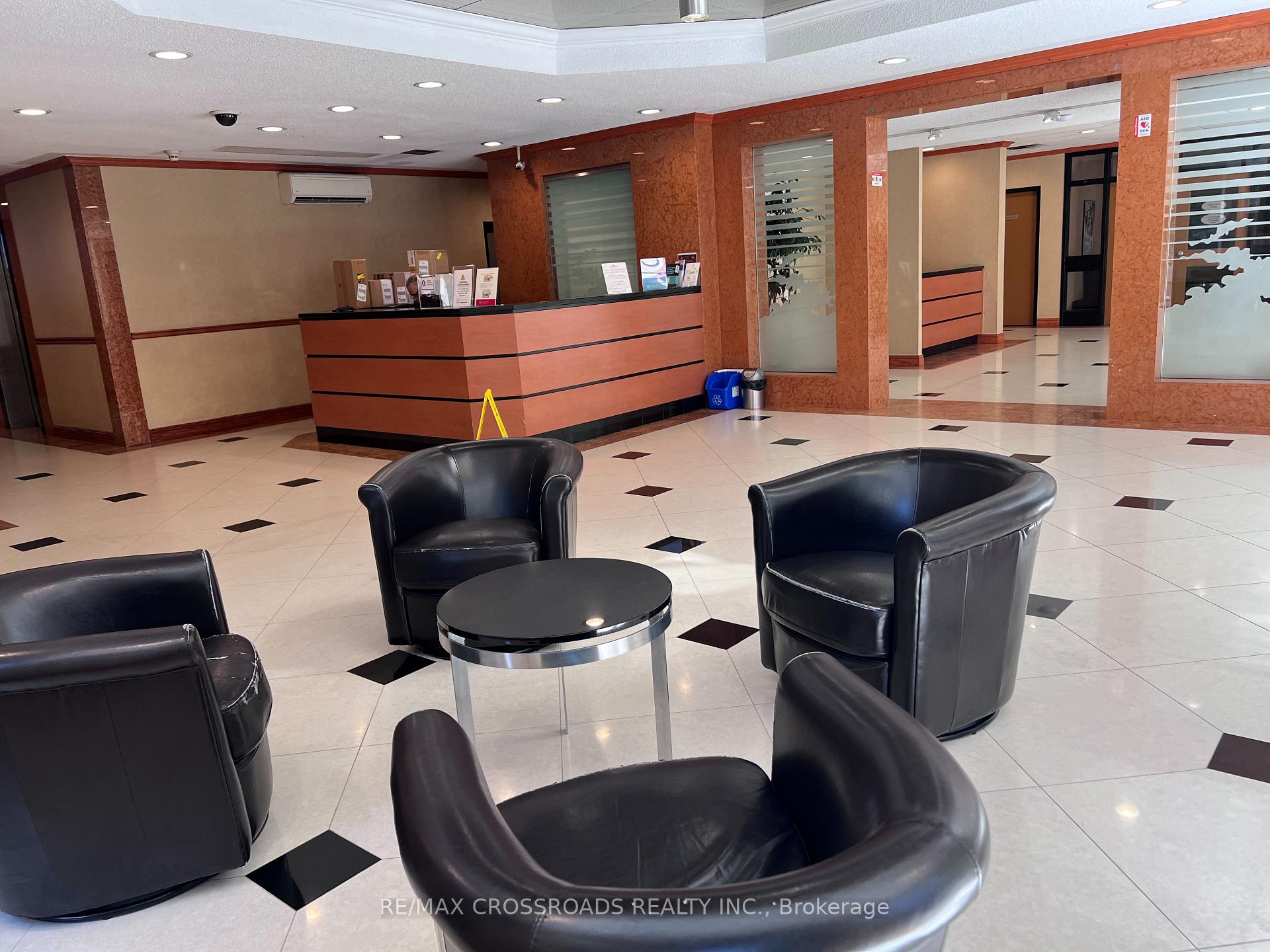 Photo 8 of Unit Ph12, 633 Bay Street, Toronto, Bay Street Corridor — HOMEH