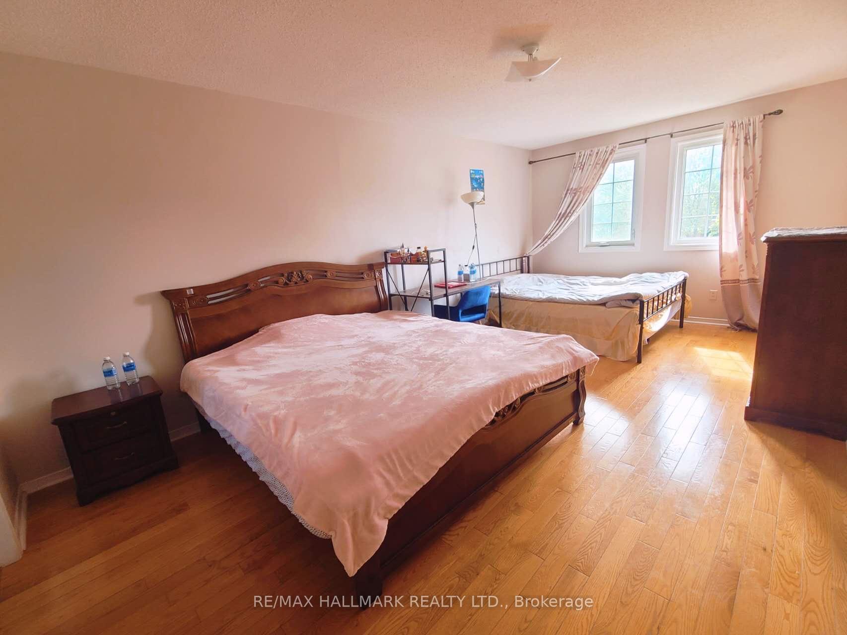 Photo 6 of 63 Cairns Drive, Markham, Raymerville — HOMEH