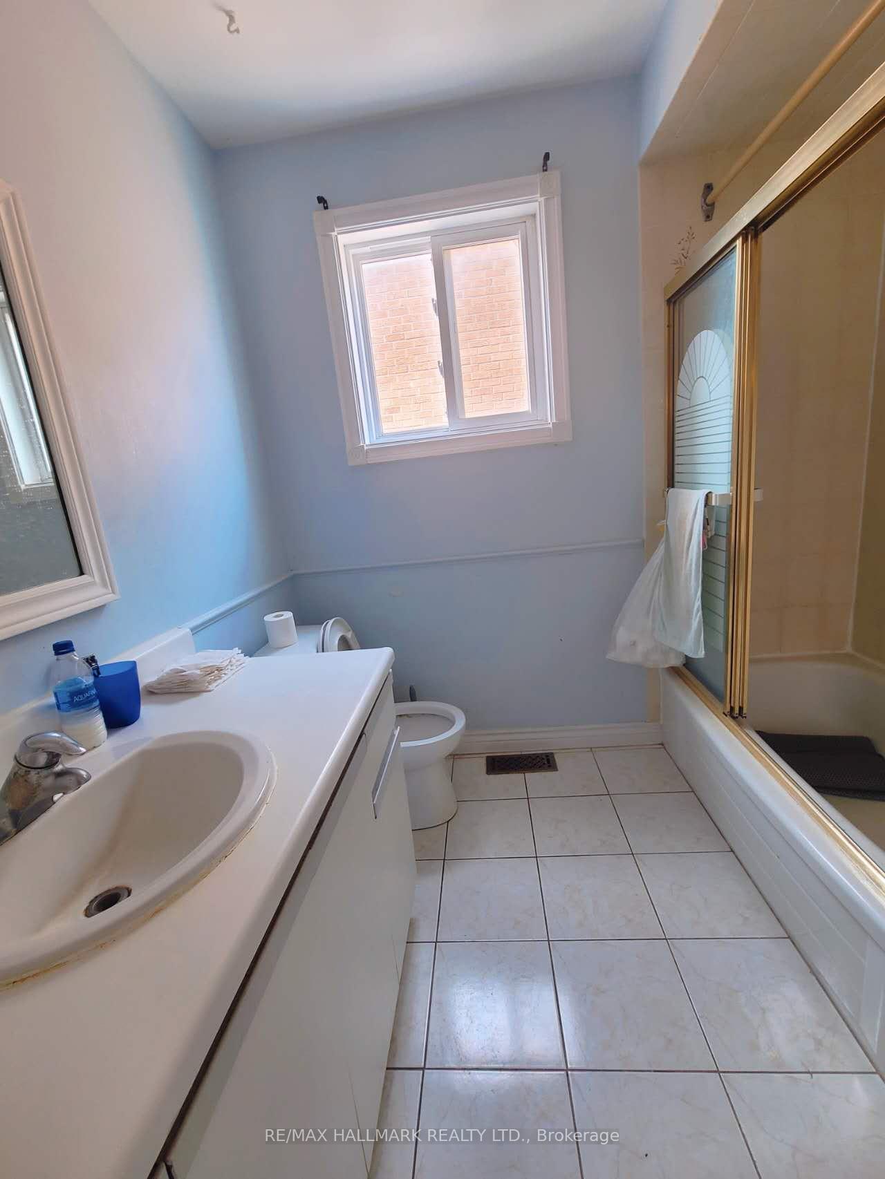 Photo 19 of 63 Cairns Drive, Markham, Raymerville — HOMEH