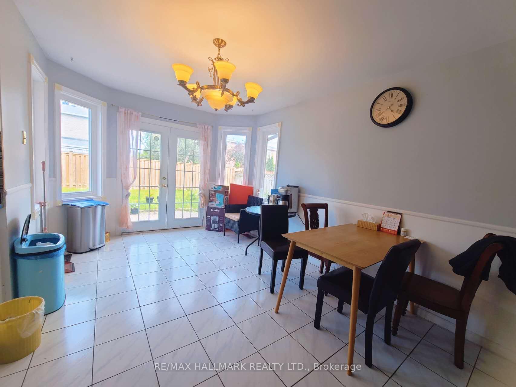 Photo 5 of 63 Cairns Drive, Markham, Raymerville — HOMEH