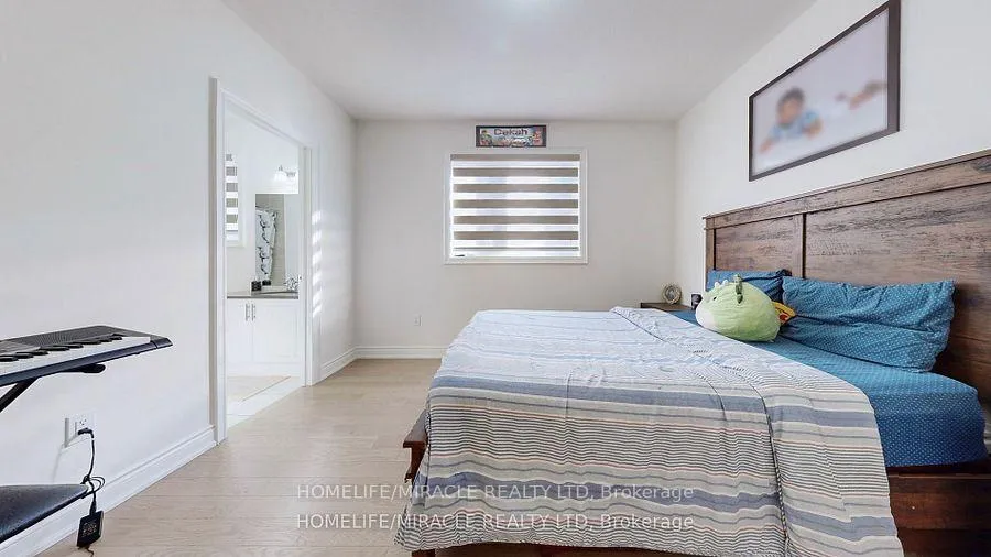 Photo 36 of 34 James Walker Avenue, Caledon, Caledon East — HOMEH