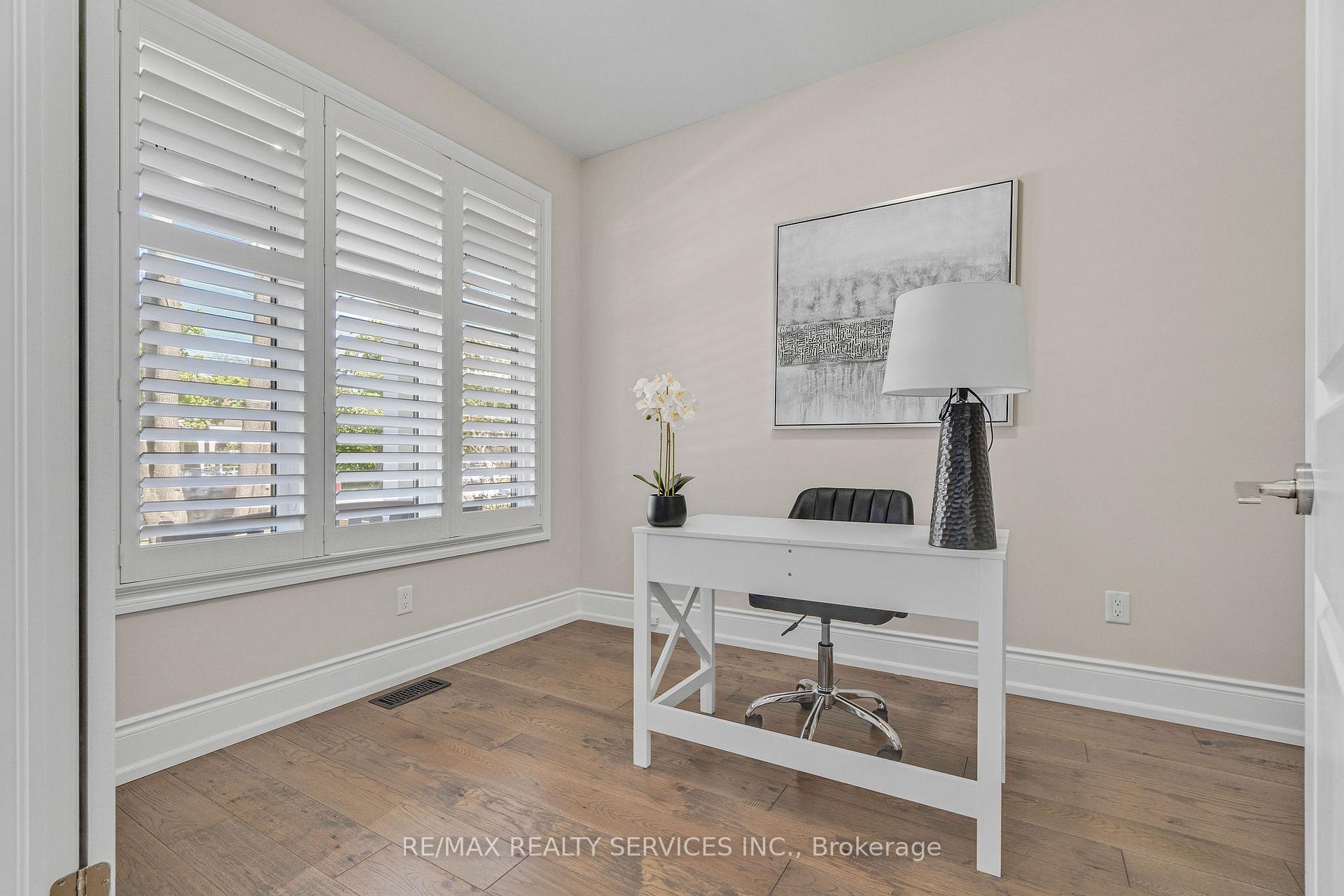 Photo 4 of 958 Beach Boulevard, Hamilton, Hamilton Beach — HOMEH