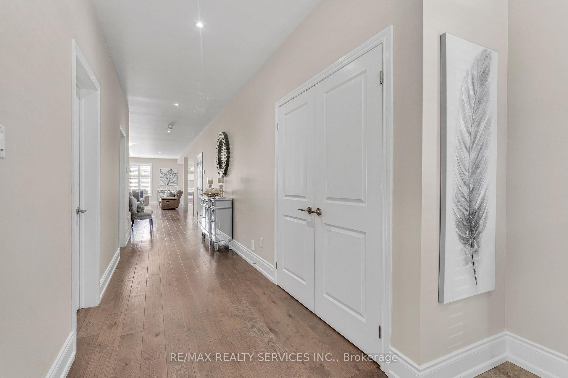 Photo 5 of 958 Beach Boulevard, Hamilton, Hamilton Beach — HOMEH