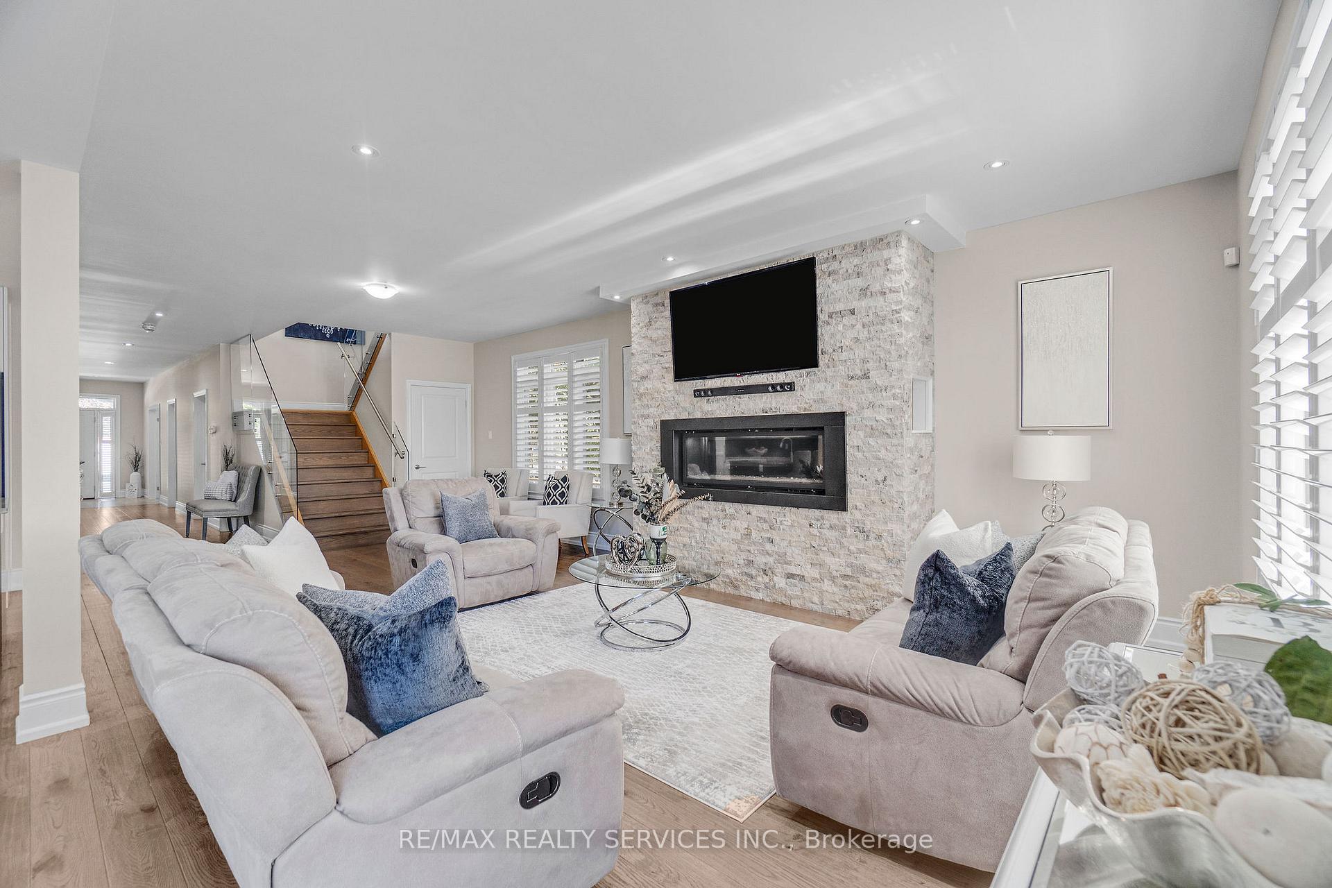 Photo 9 of 958 Beach Boulevard, Hamilton, Hamilton Beach — HOMEH