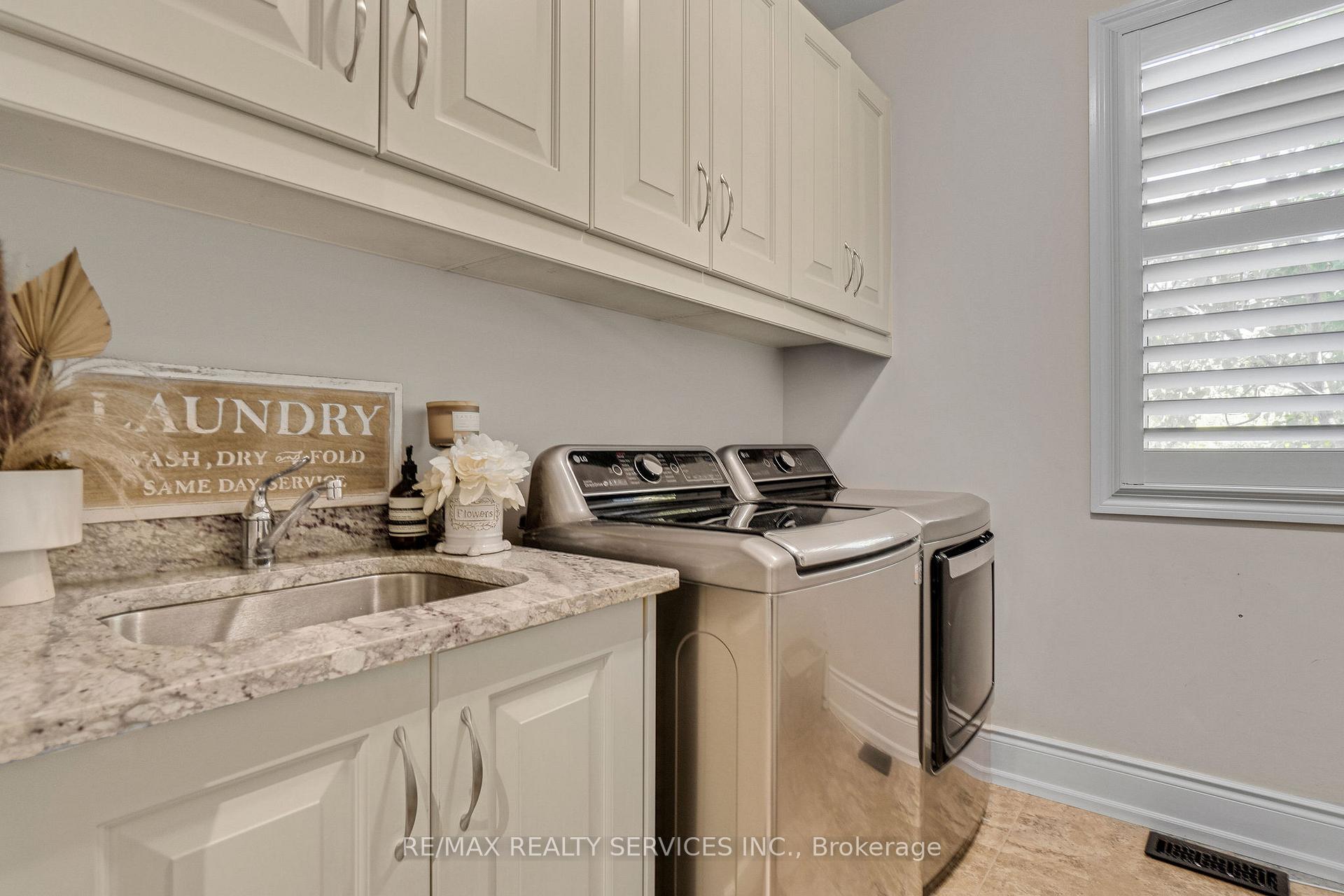 Photo 17 of 958 Beach Boulevard, Hamilton, Hamilton Beach — HOMEH