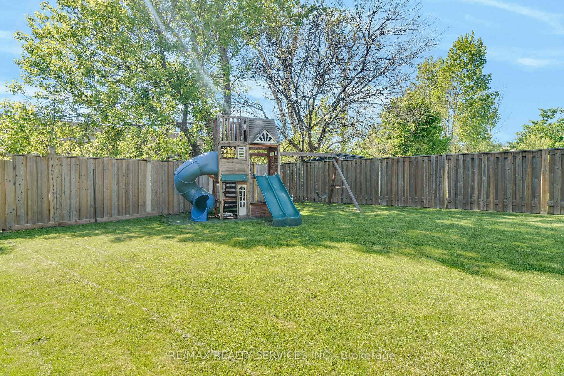 Photo 42 of 958 Beach Boulevard, Hamilton, Hamilton Beach — HOMEH